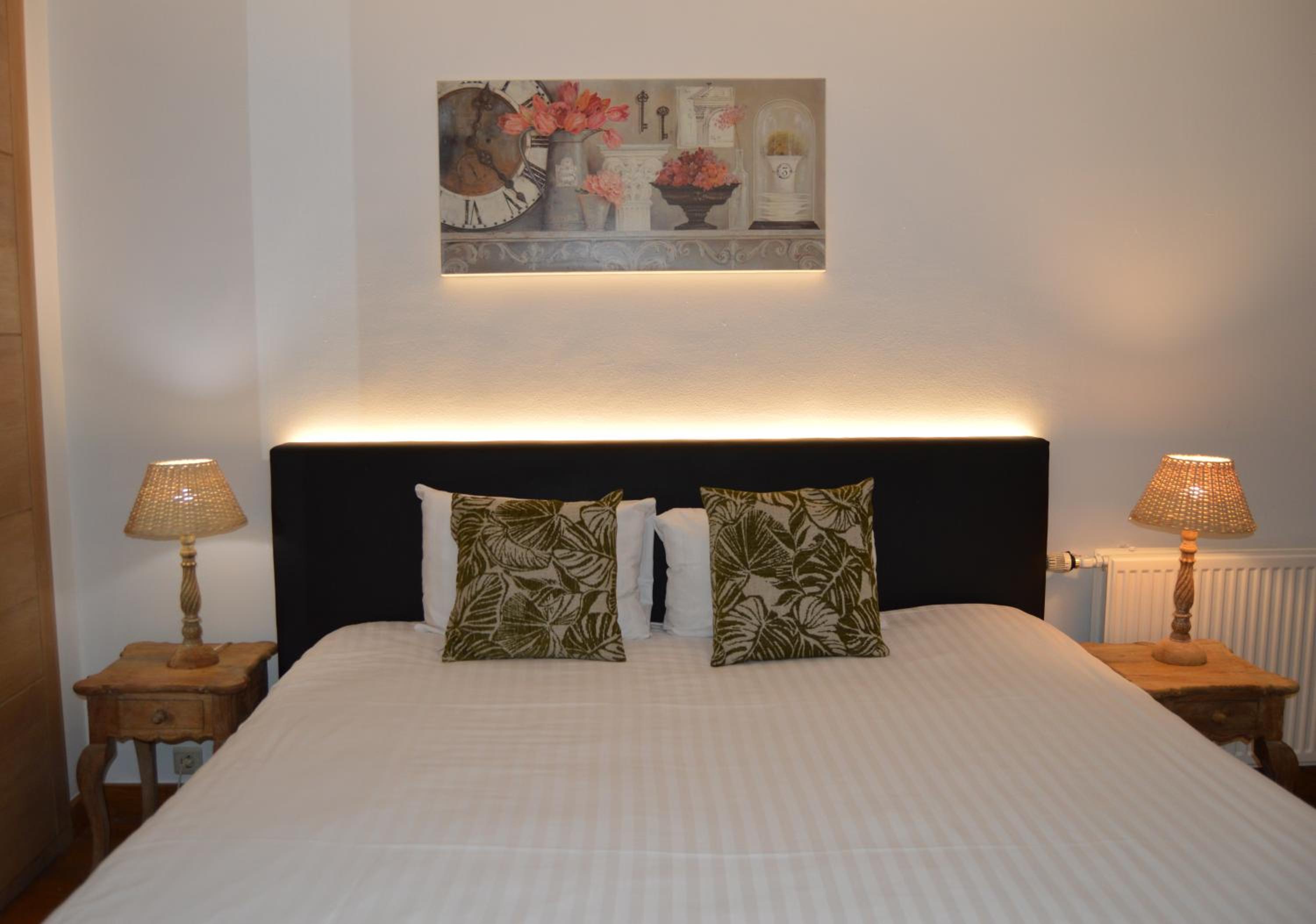Double Room - Photo 3