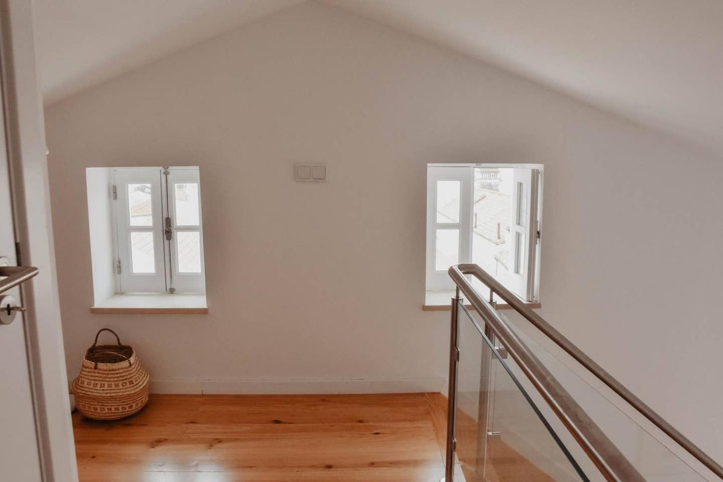 One-Bedroom Apartment - Photo 3