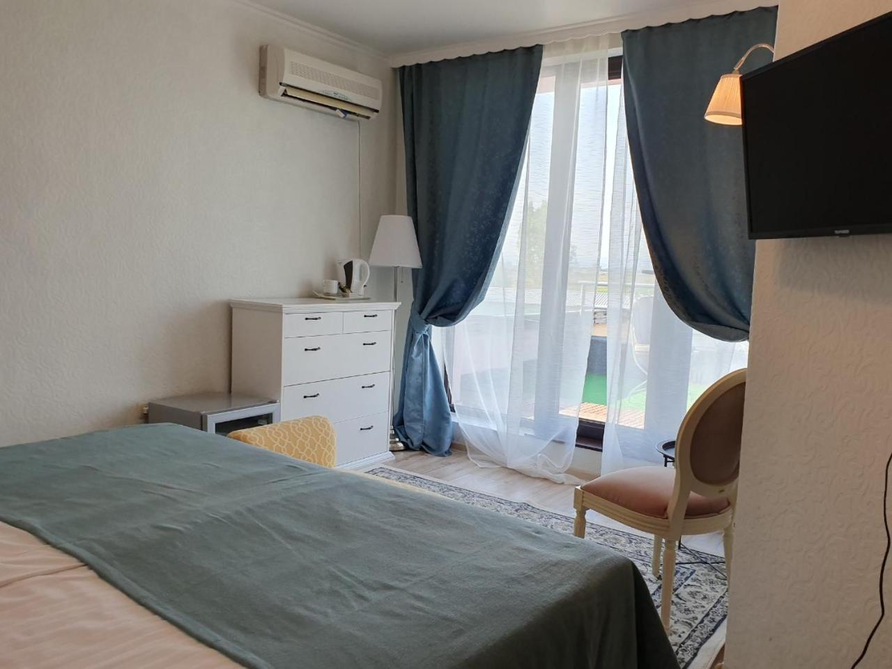 Deluxe Twin Room with Balcony photo 3