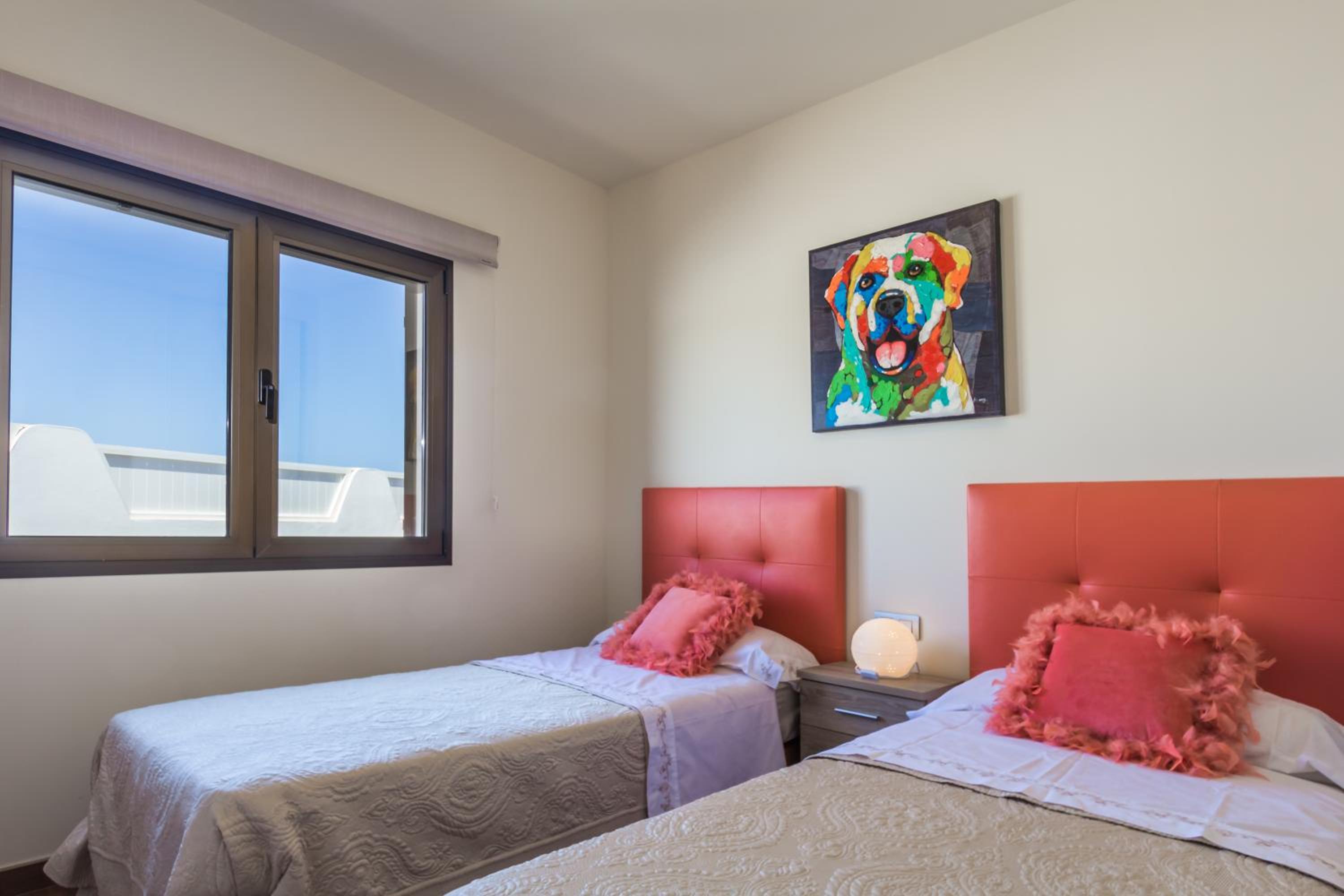 Three-Bedroom Villa photo 2