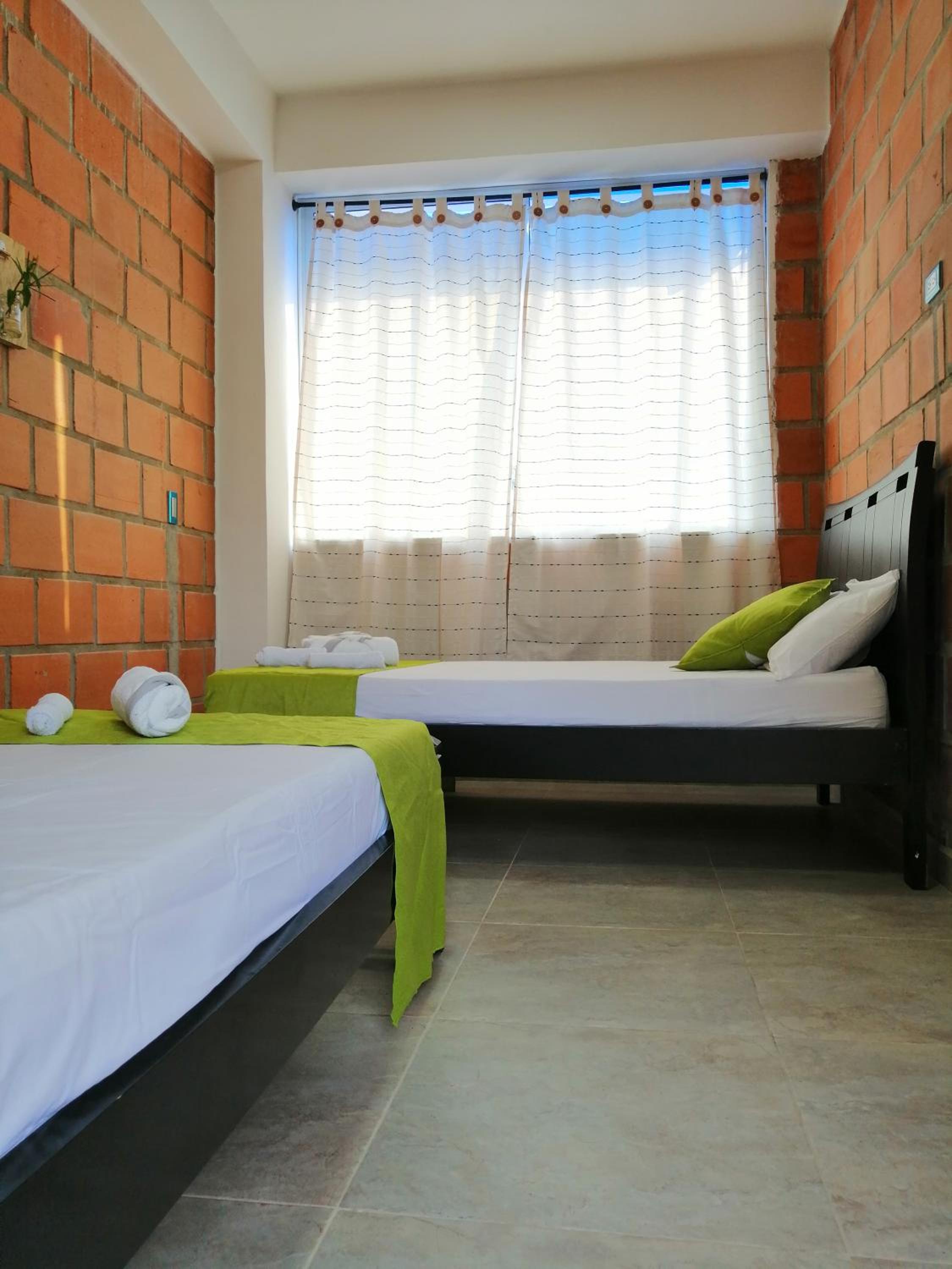 Budget Twin Room photo 3