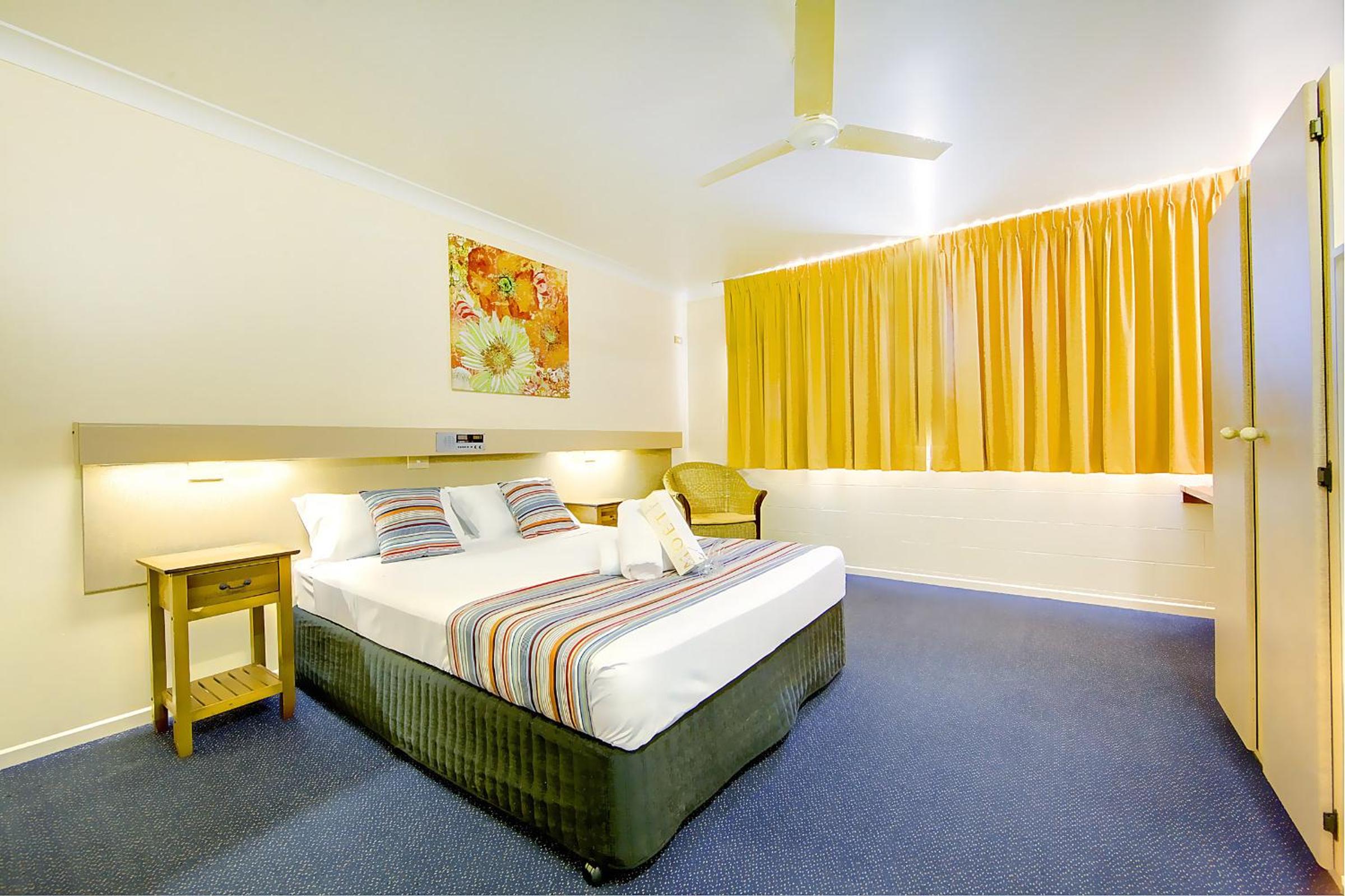 Standard Queen Room photo 3