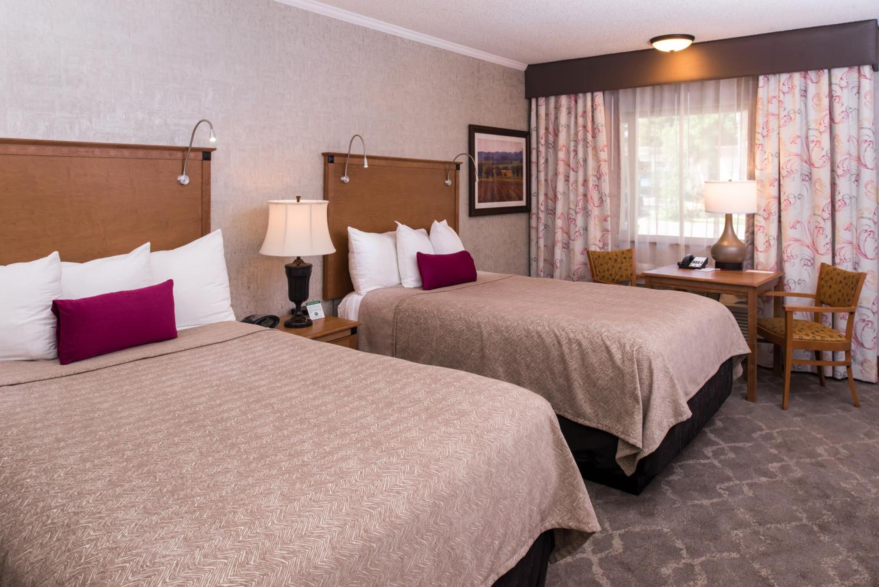 Double Room with Two Double Beds - Non-Smoking - Photo 1