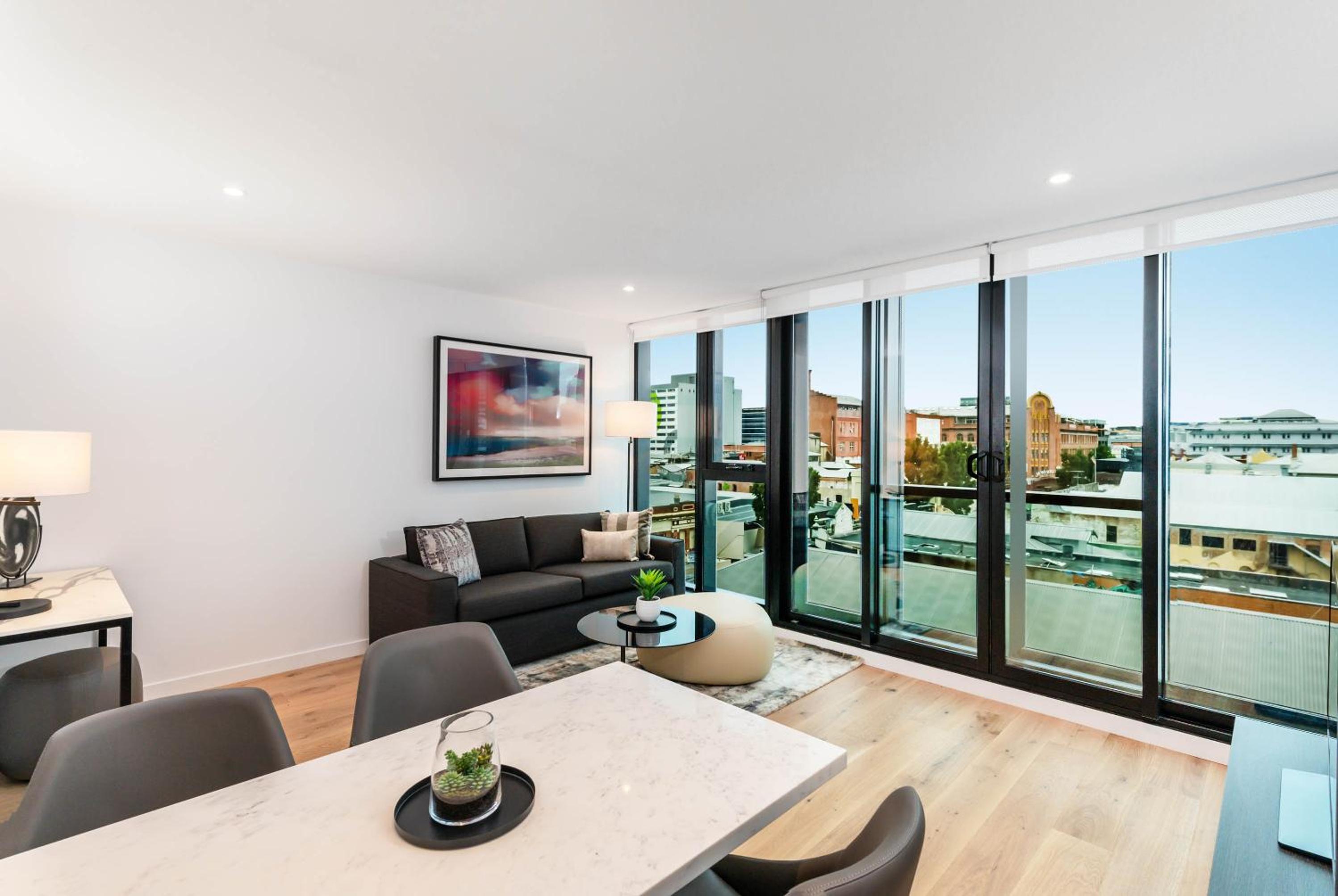 One-Bedroom Apartment - Foresters Hall photo 2