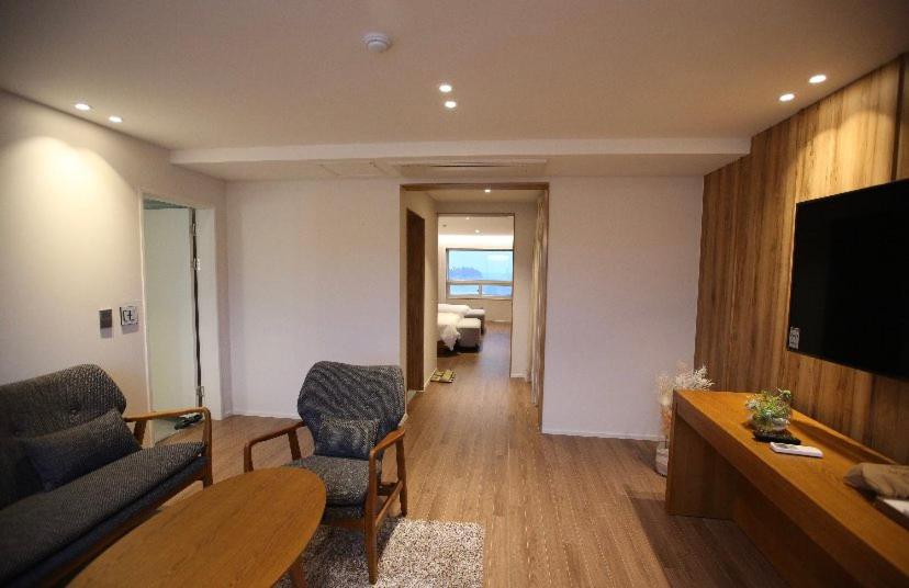Family Suite photo 2