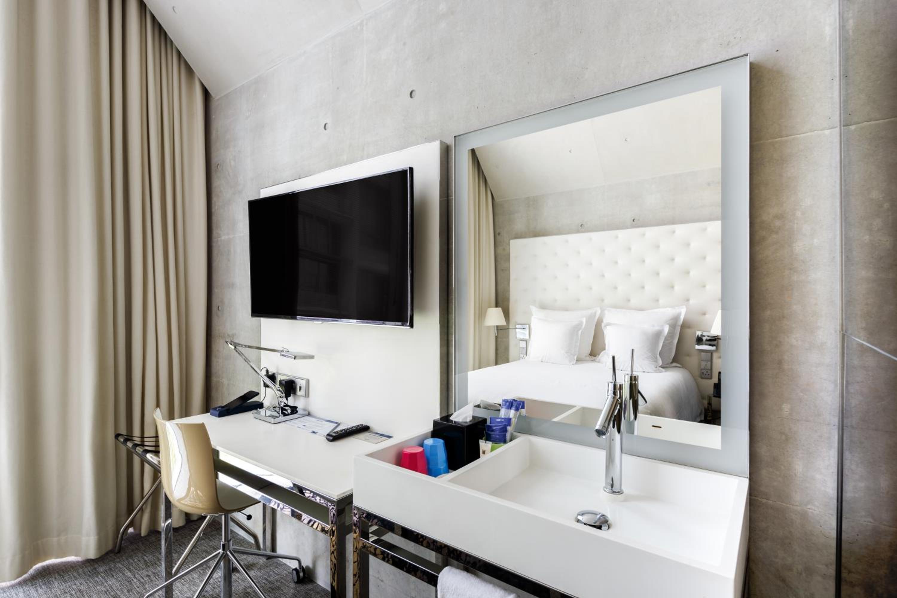 Alcove Cozy Queen photo 3