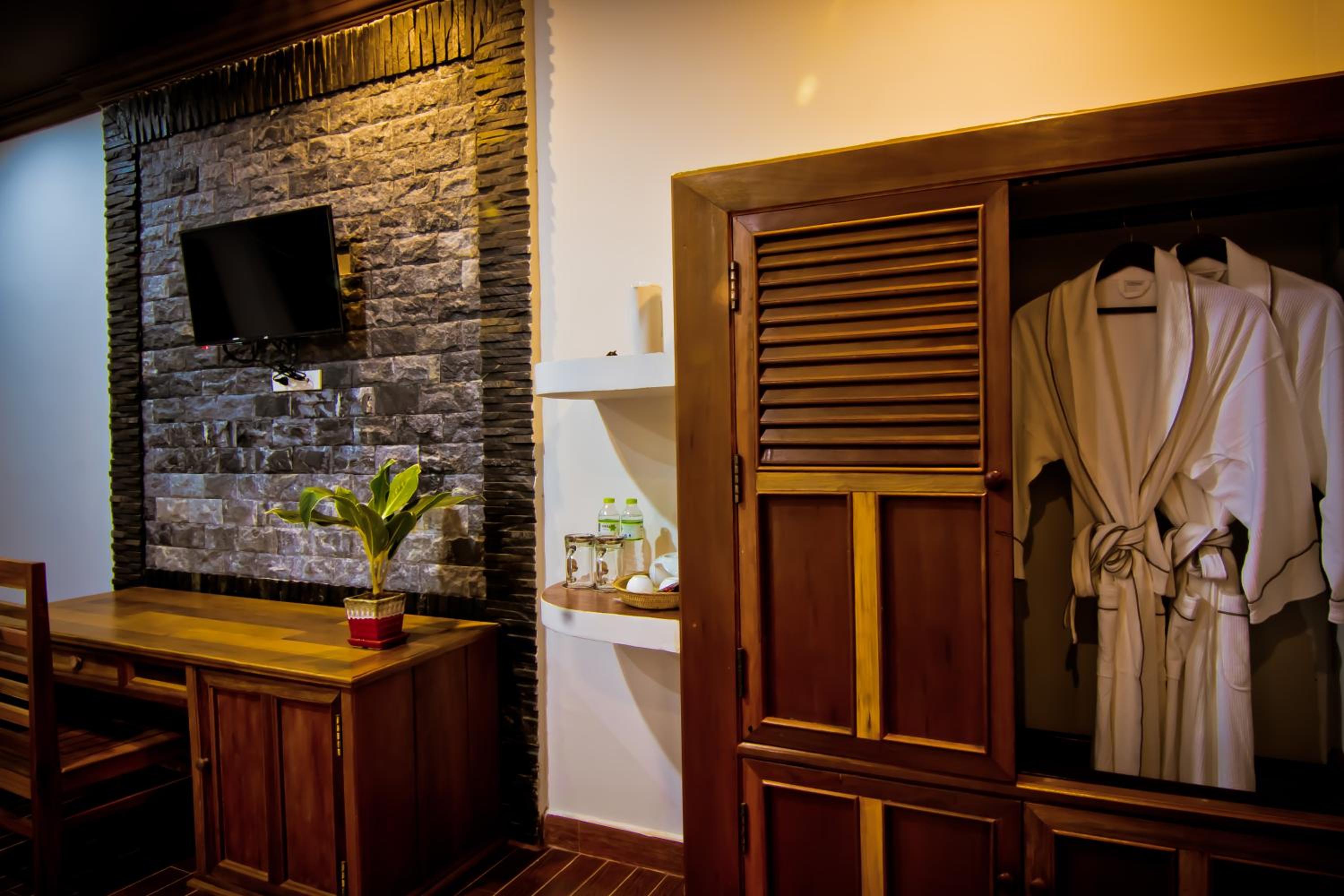 Family suite room photo 2