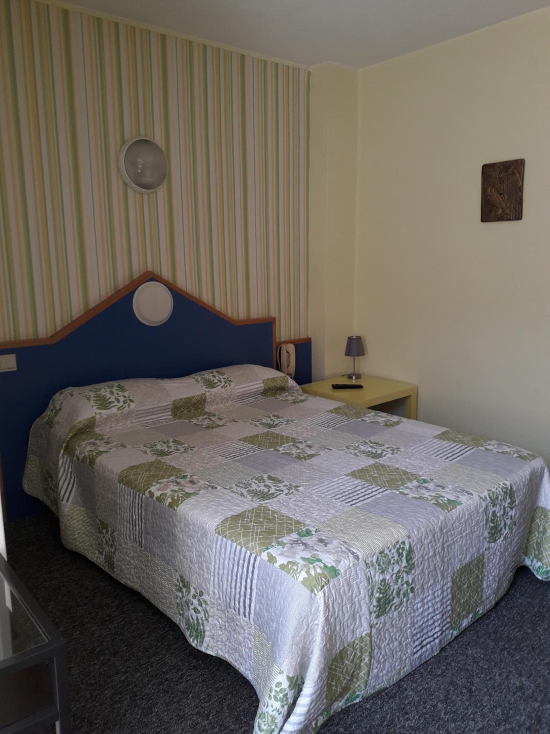 Standard Double Room - Photo 4