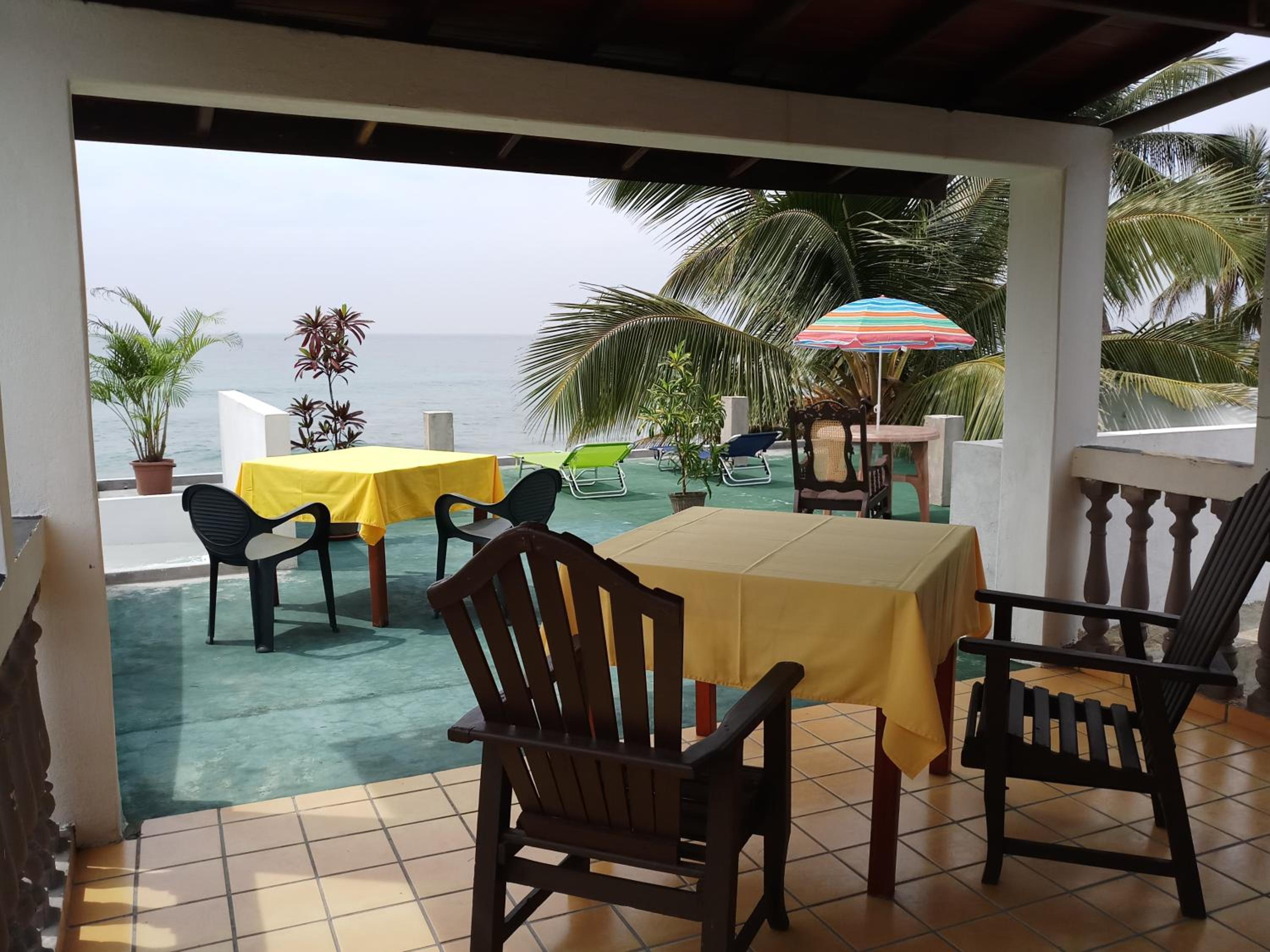 Luxury One-Bedroom Apartment with Sea view Balcony photo 2