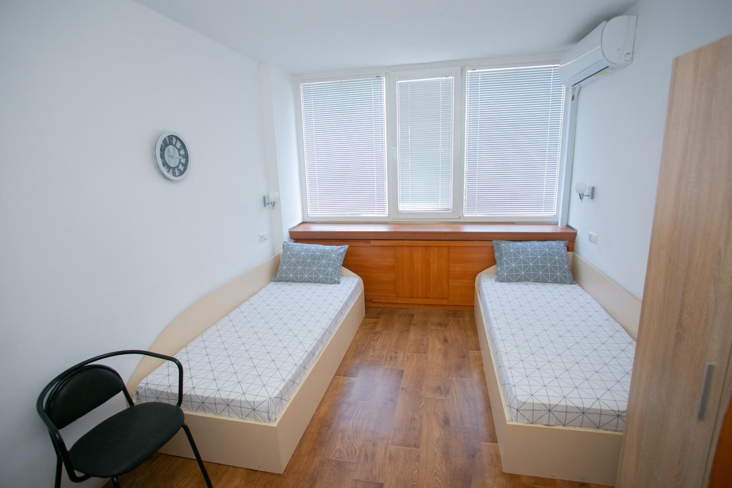 Apartment photo 1