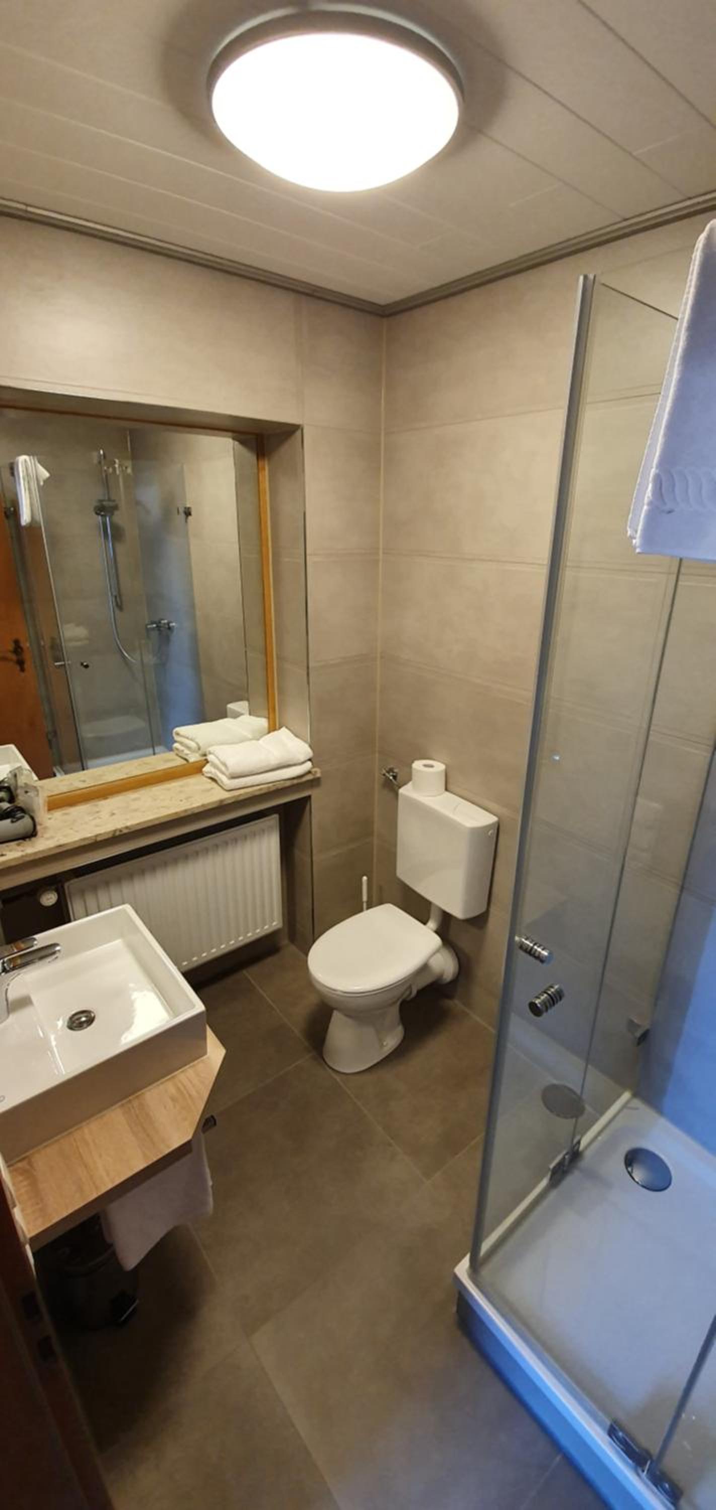 Double Room - Photo 4