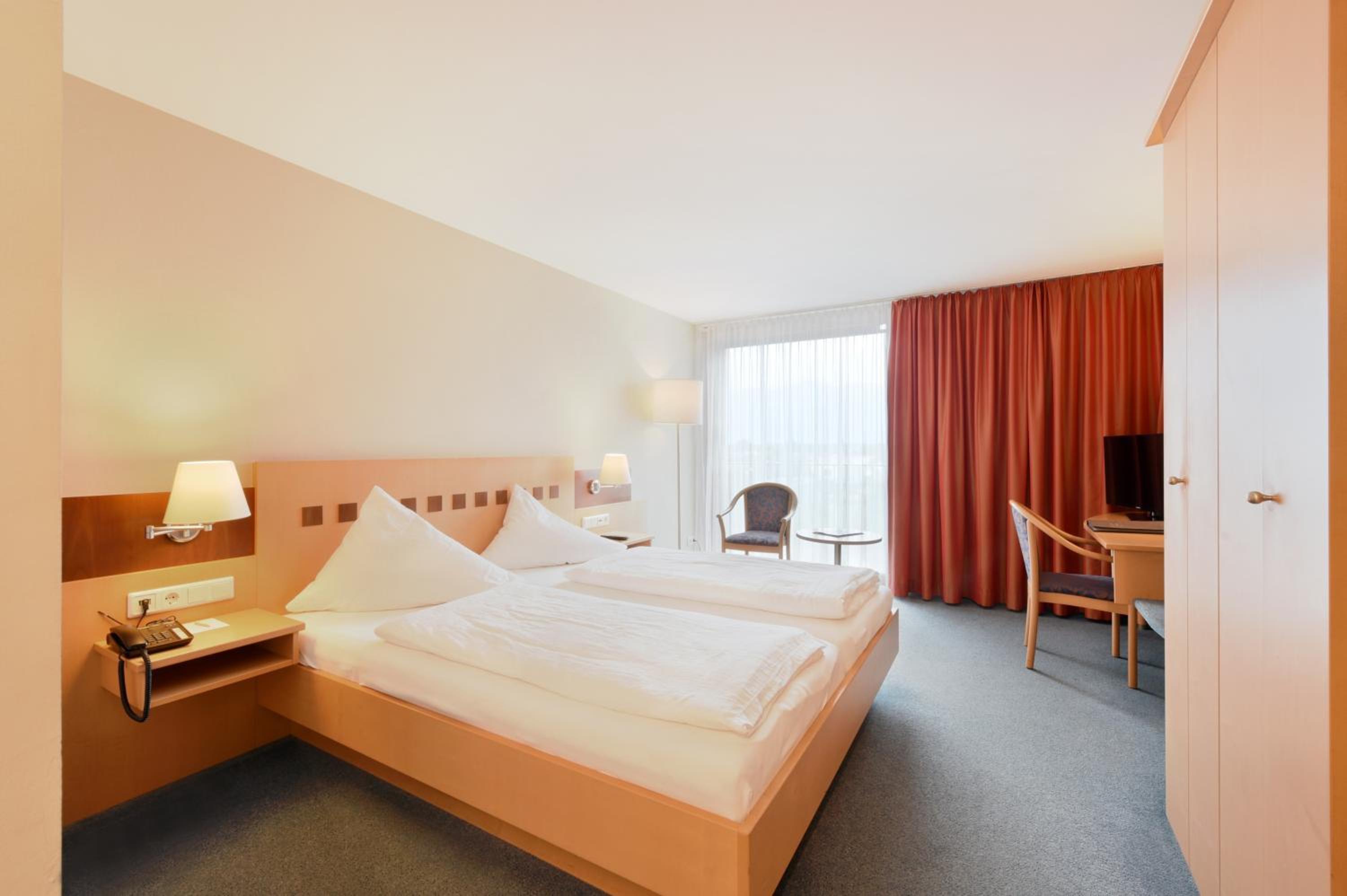 Double Room - Photo 3