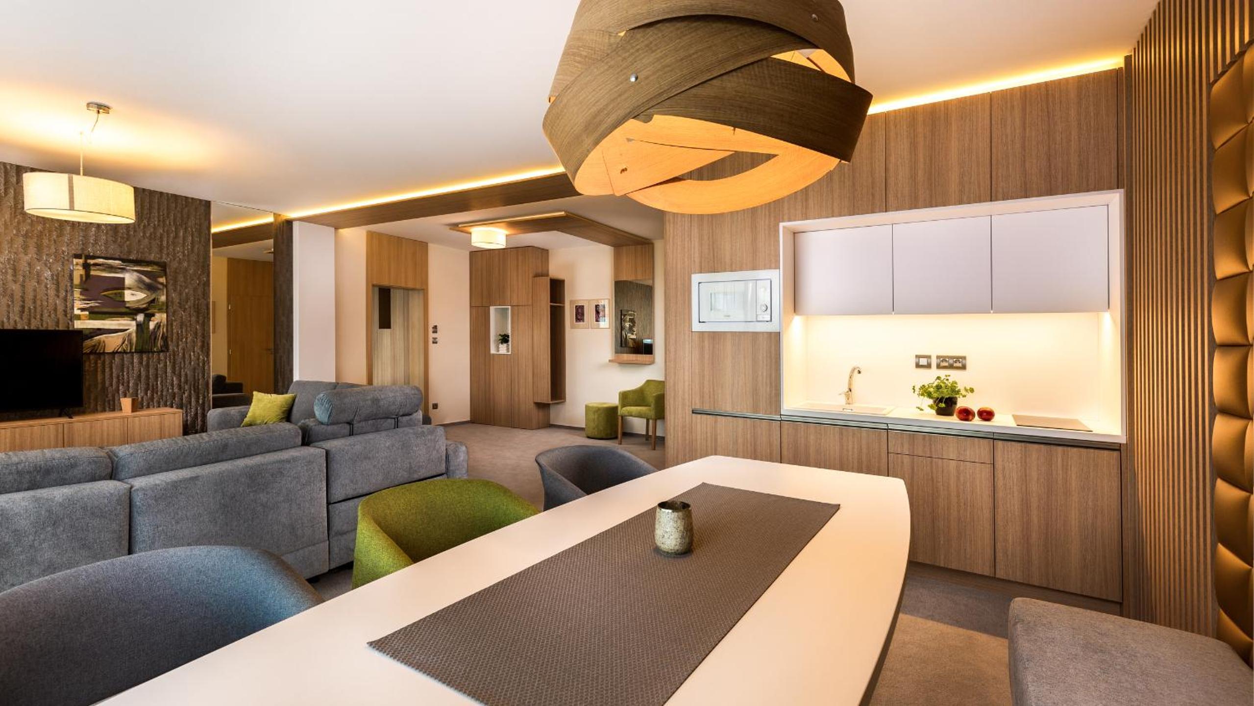 Family Apartment Deluxe HR2 (4* standard) - Photo 1