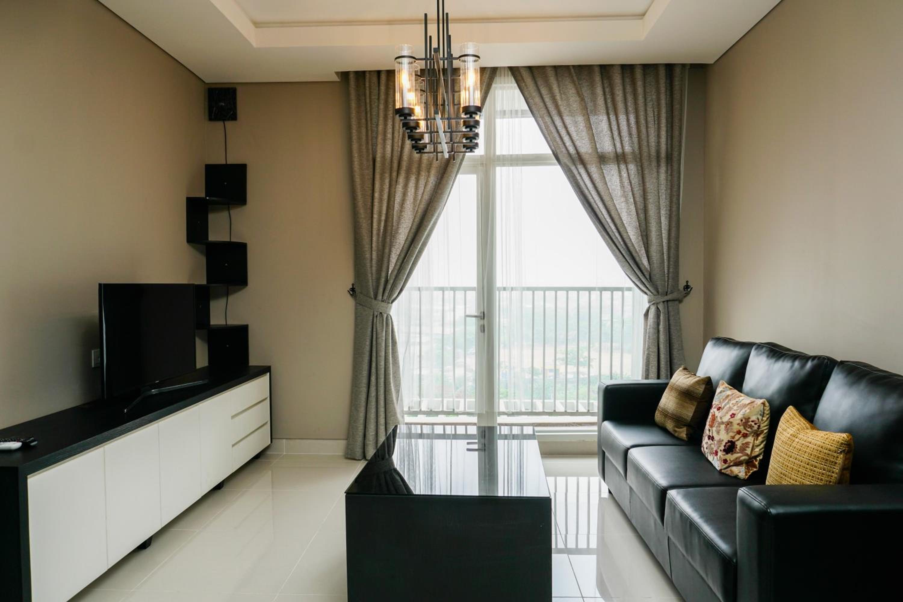 One-Bedroom Apartment - Photo 6