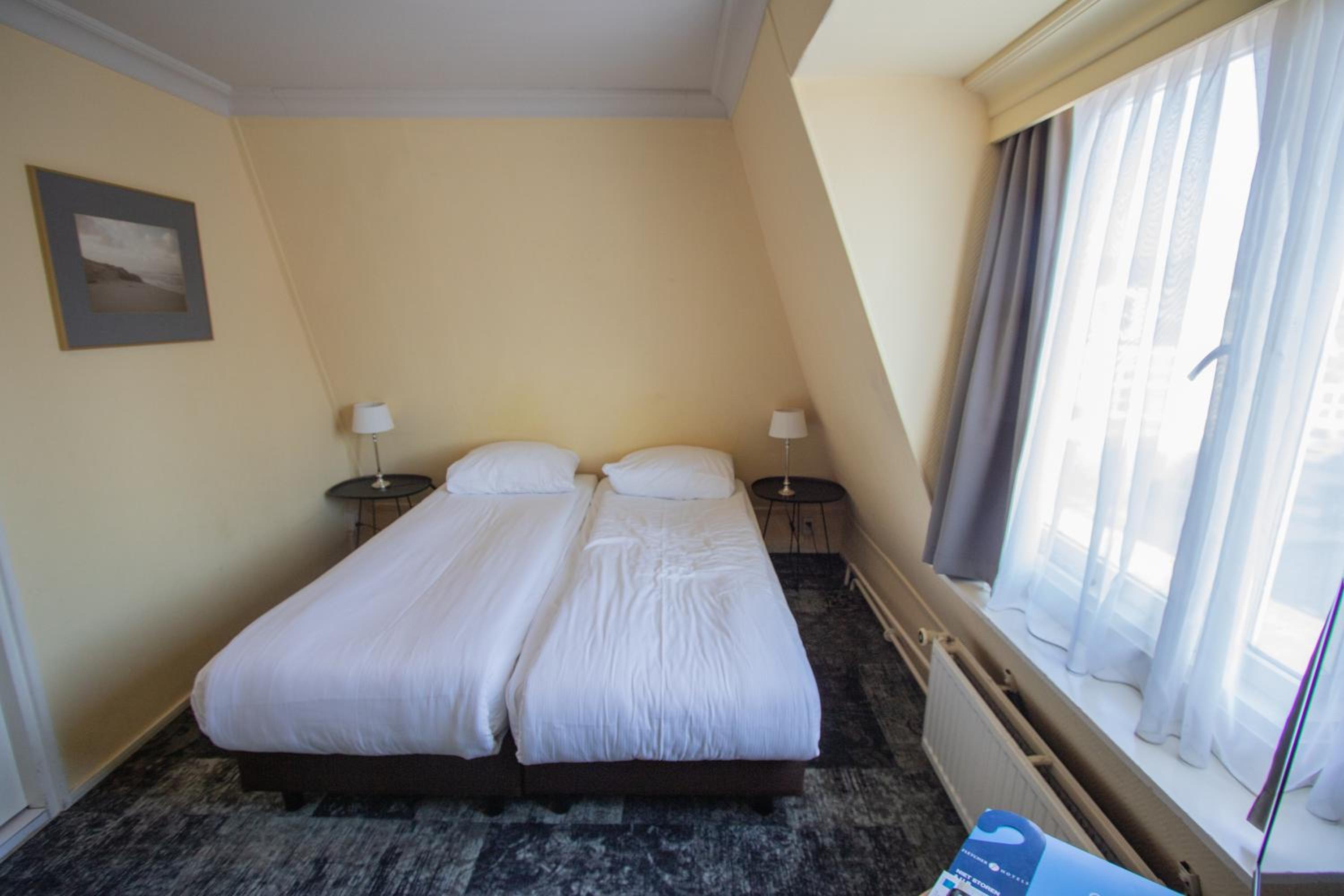 Small Double Room - Photo 2