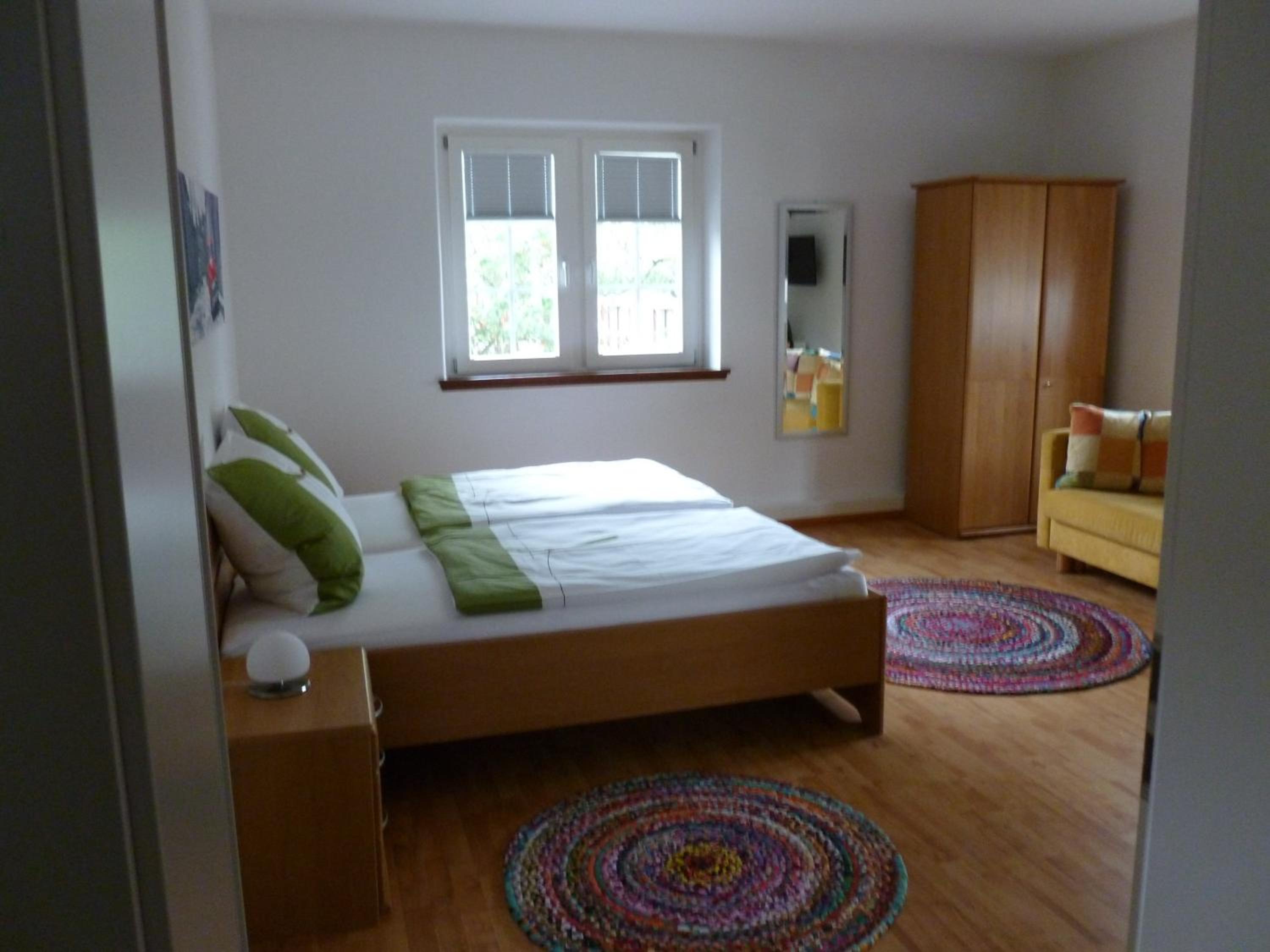 Double Room with Sofa Bed - Photo 6
