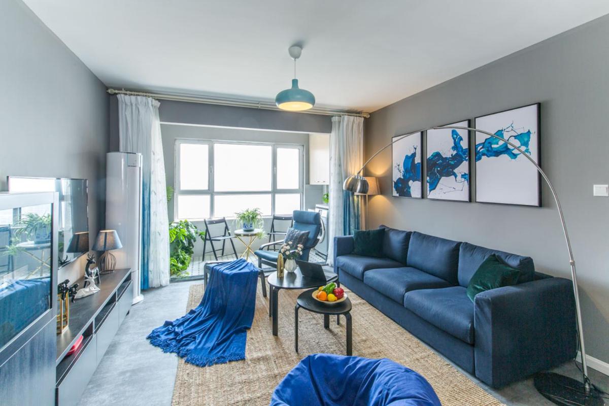 Apartment with Balcony photo 1