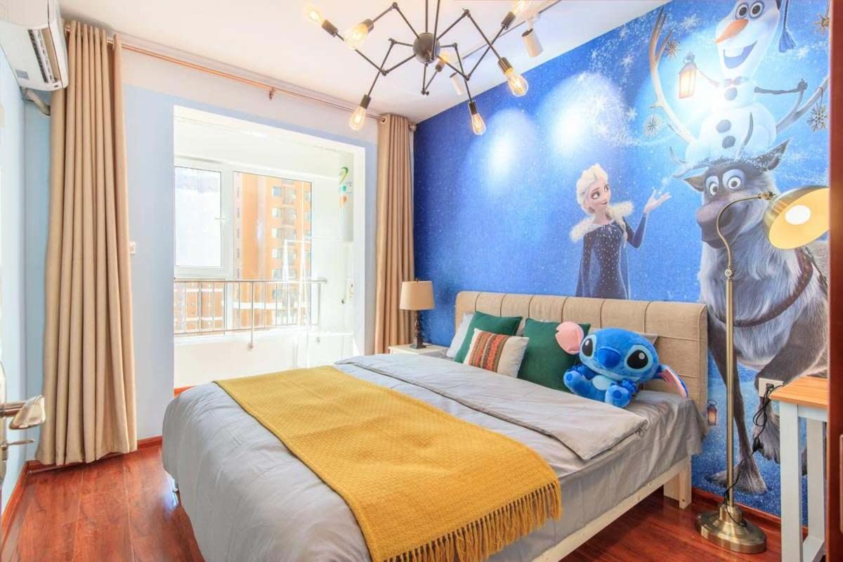 Apartment with Balcony photo 1