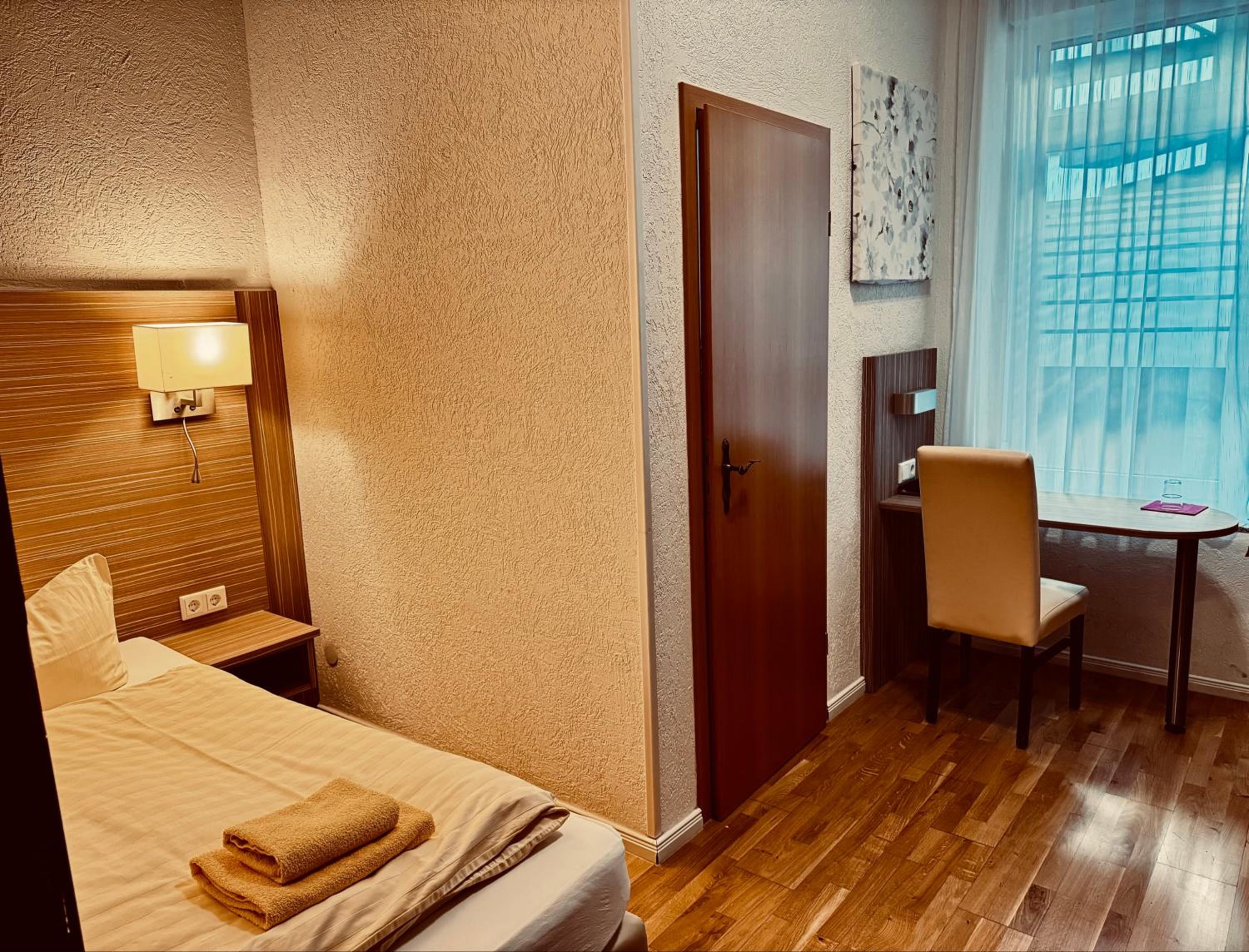 Economy Single Room