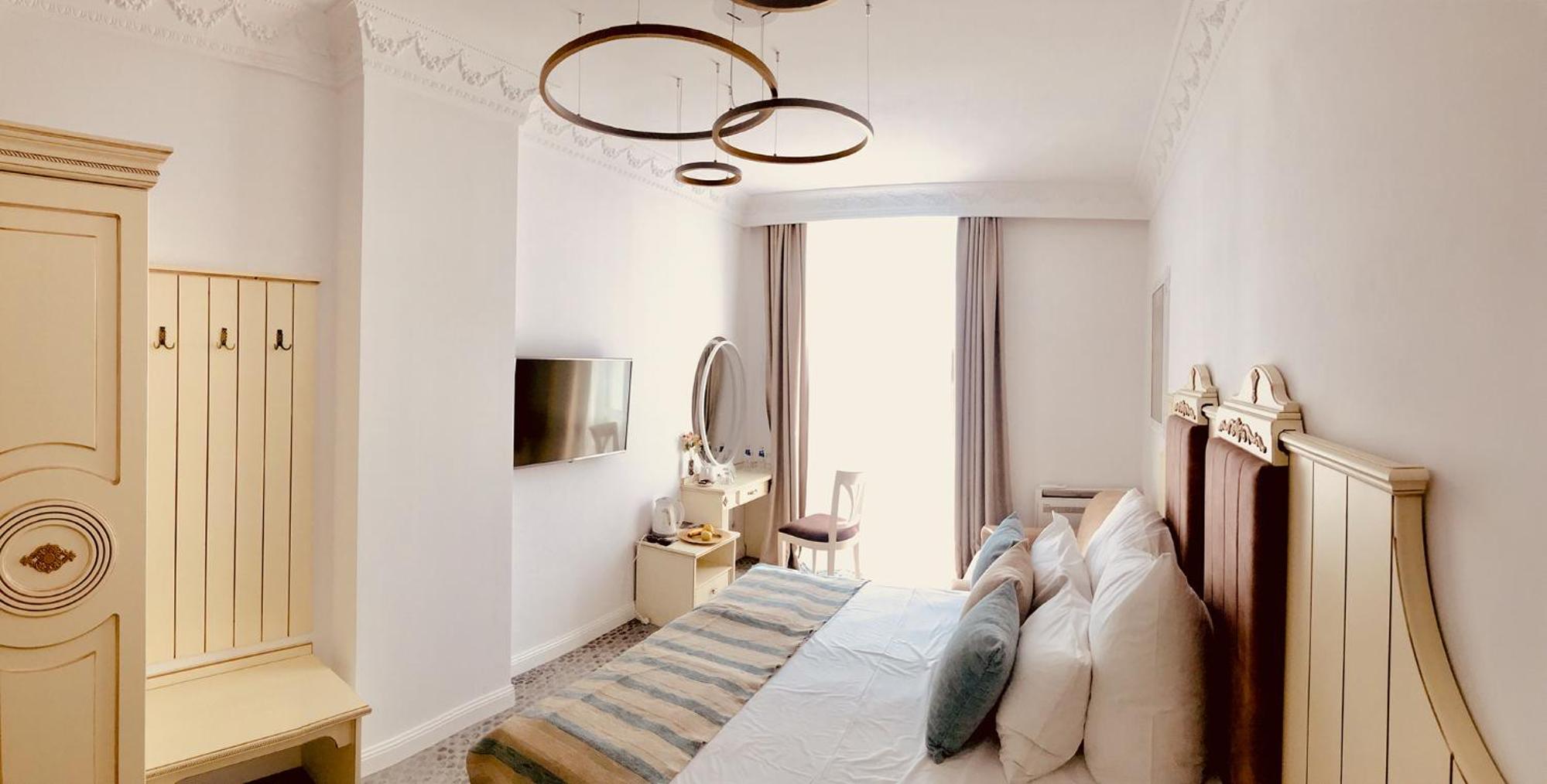 Triple Room with Balcony