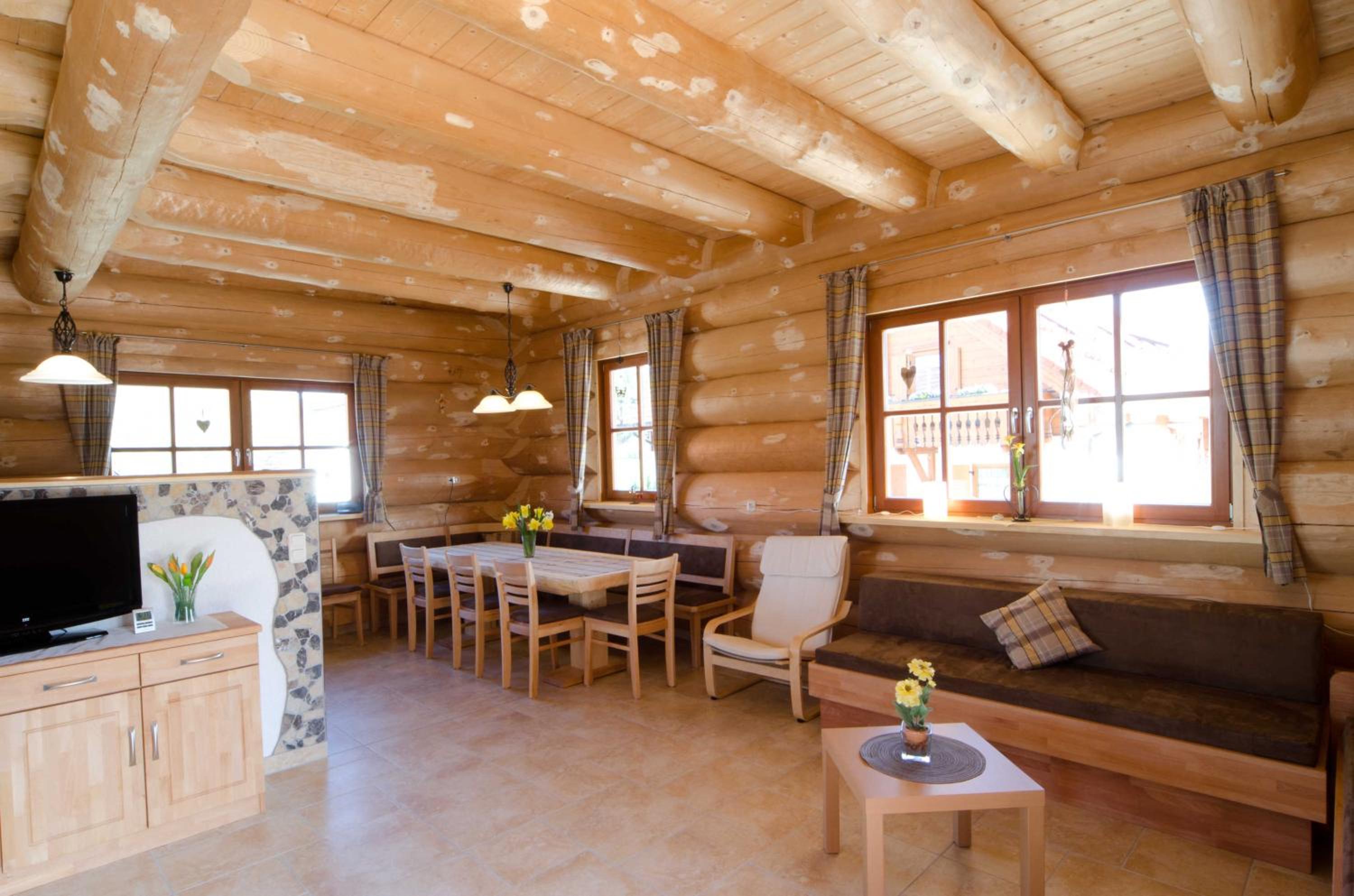 Three-Bedroom House photo 2