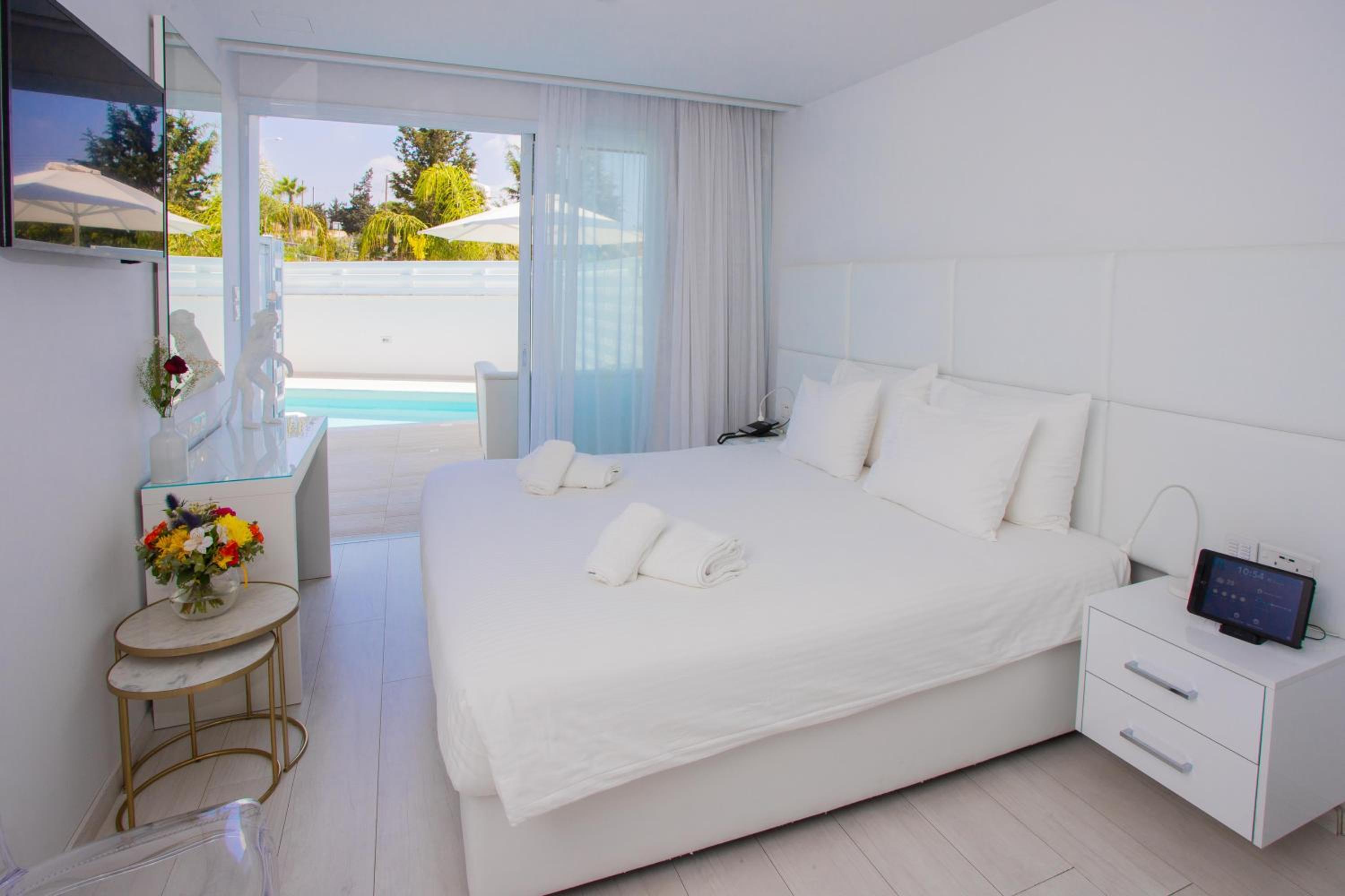 Deluxe Suite Private Pool