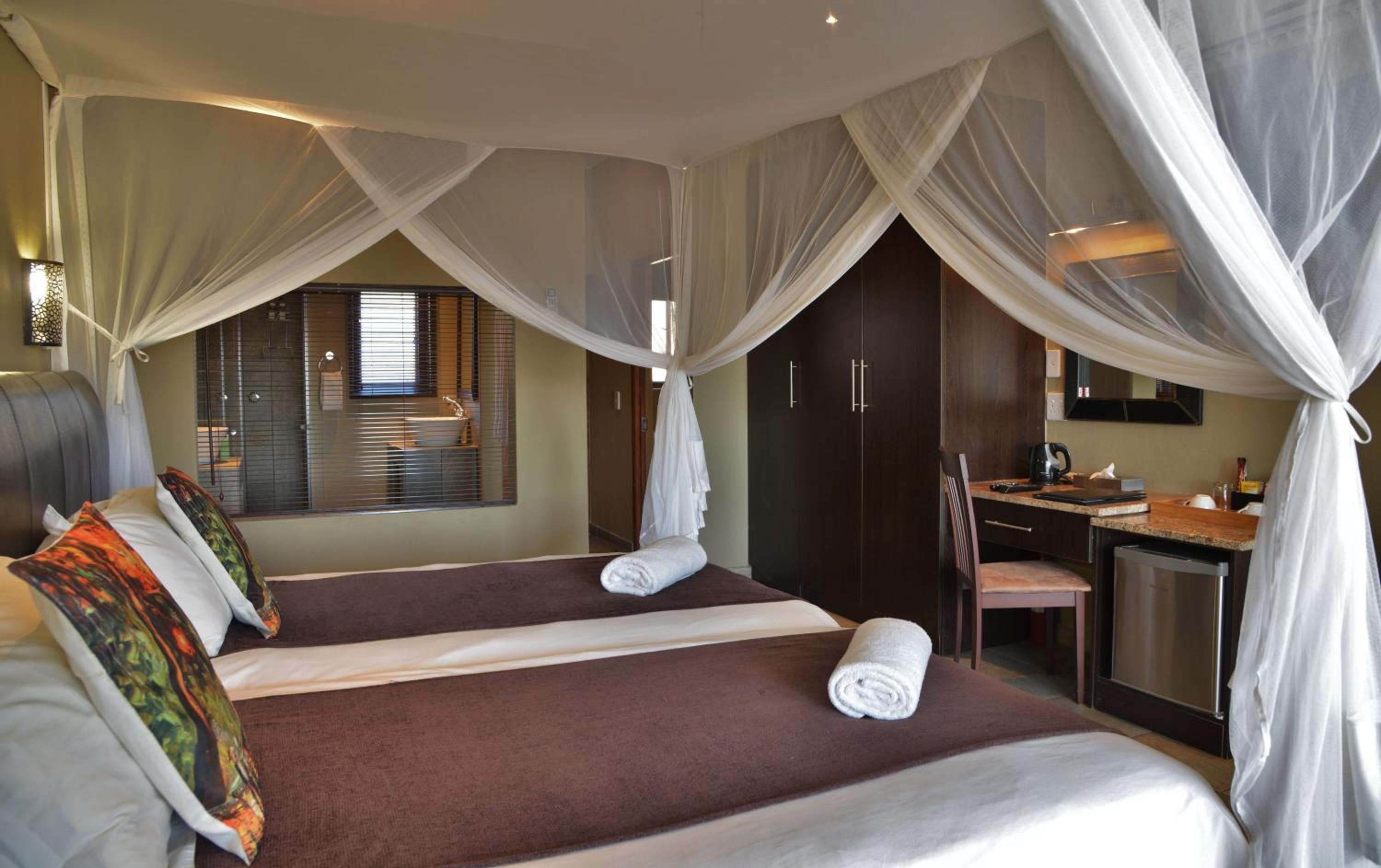 Basic Double Room photo 3