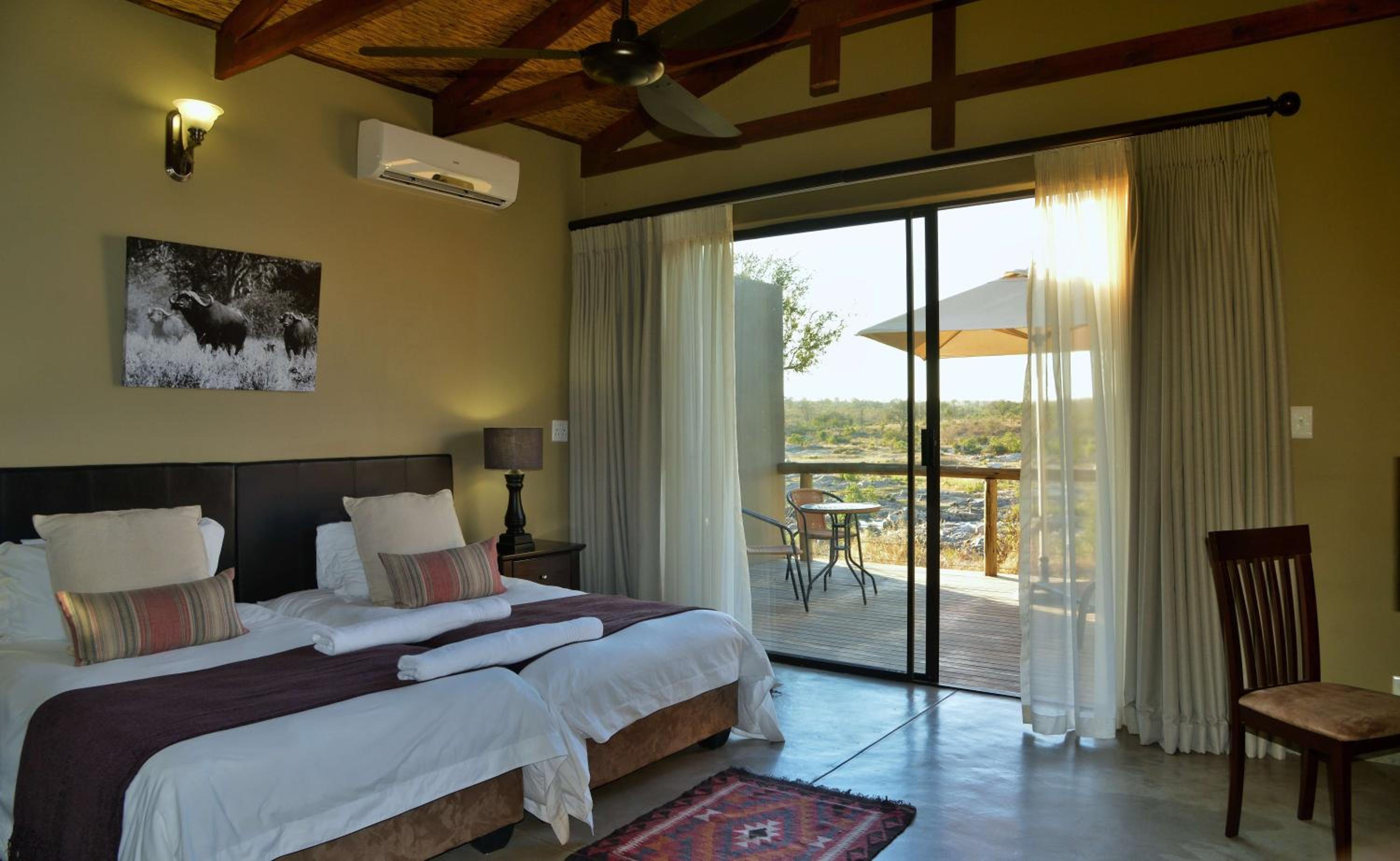 Basic Double Room photo 2