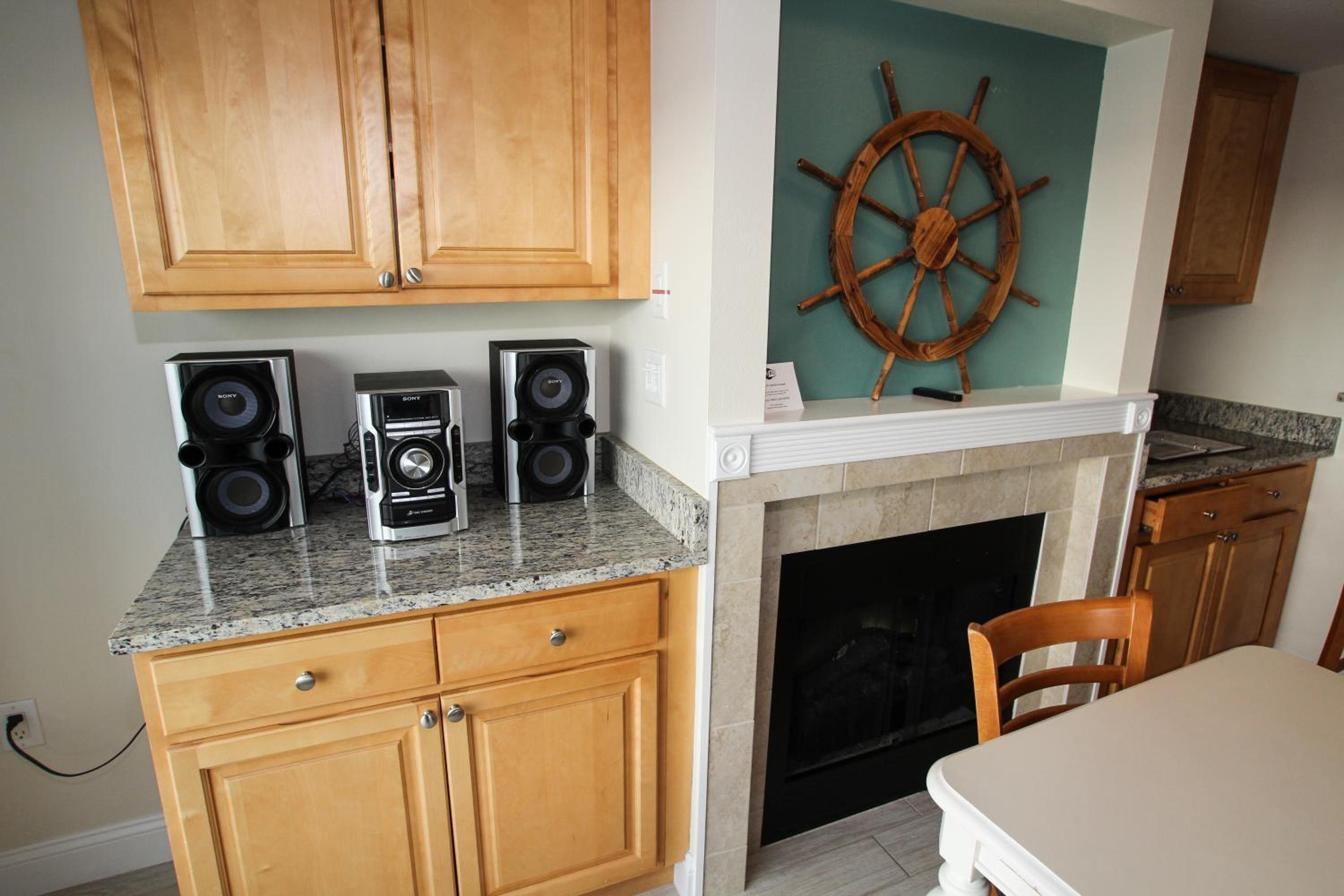 Deluxe Suite photo 3