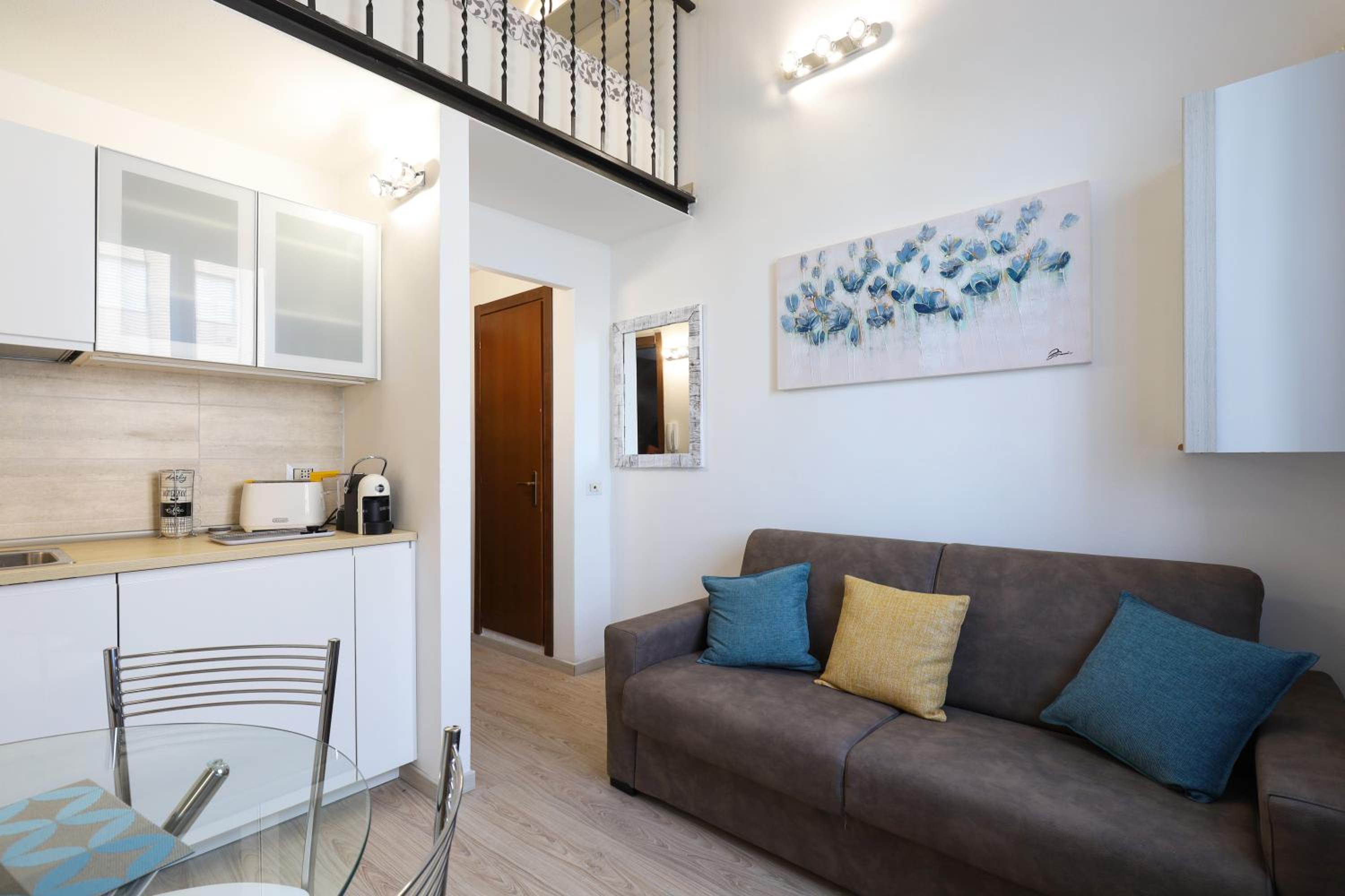 One-Bedroom Apartment