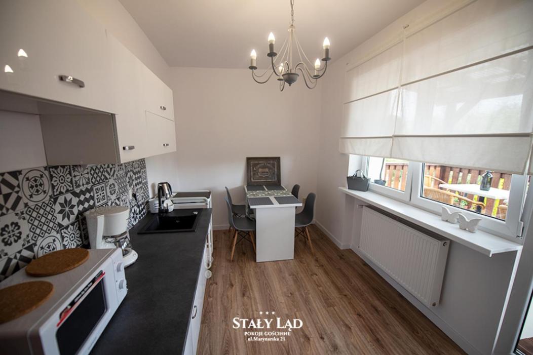 Apartment with Terrace - Photo 1
