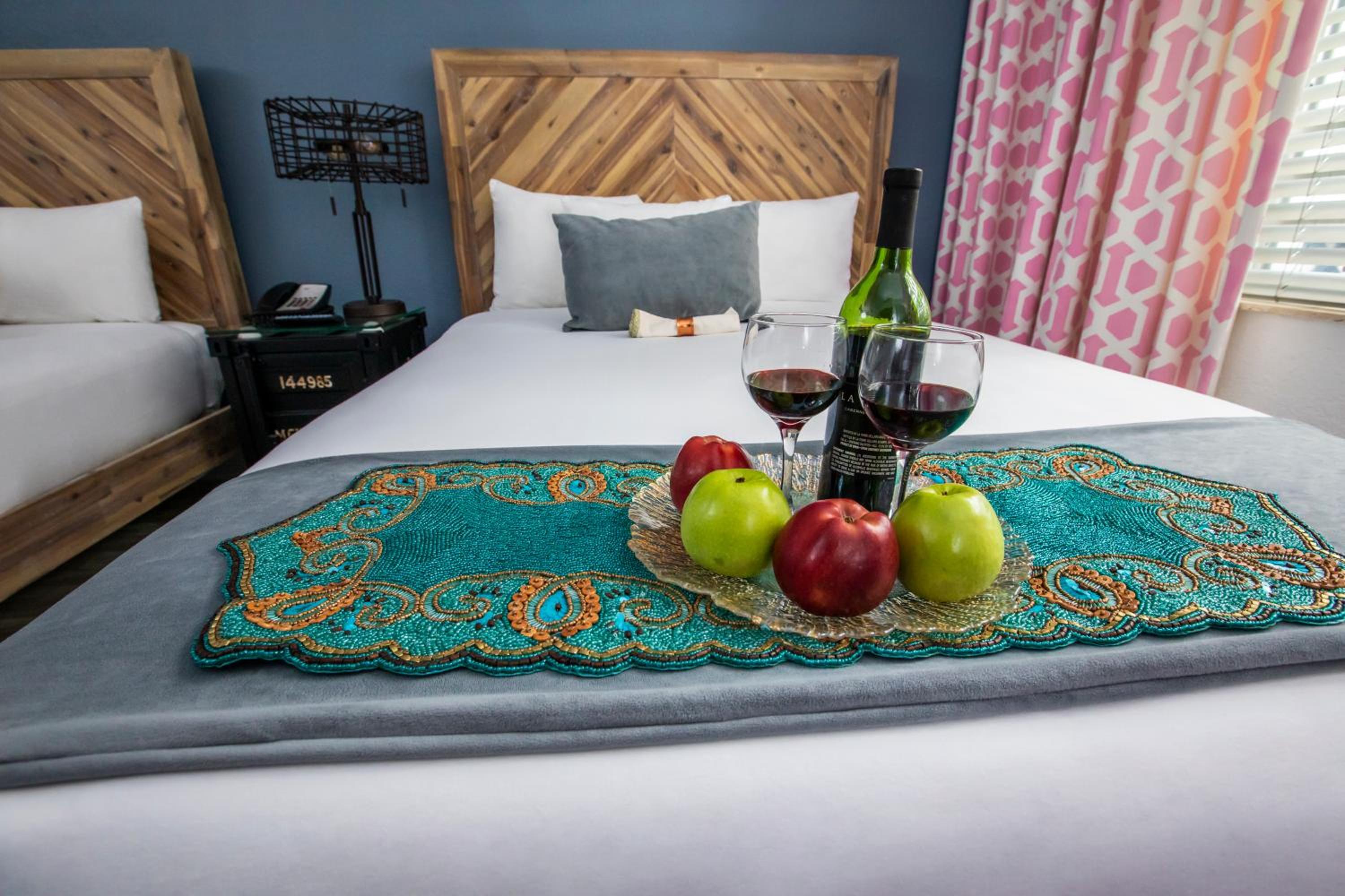 Standard Double Room - Photo 4