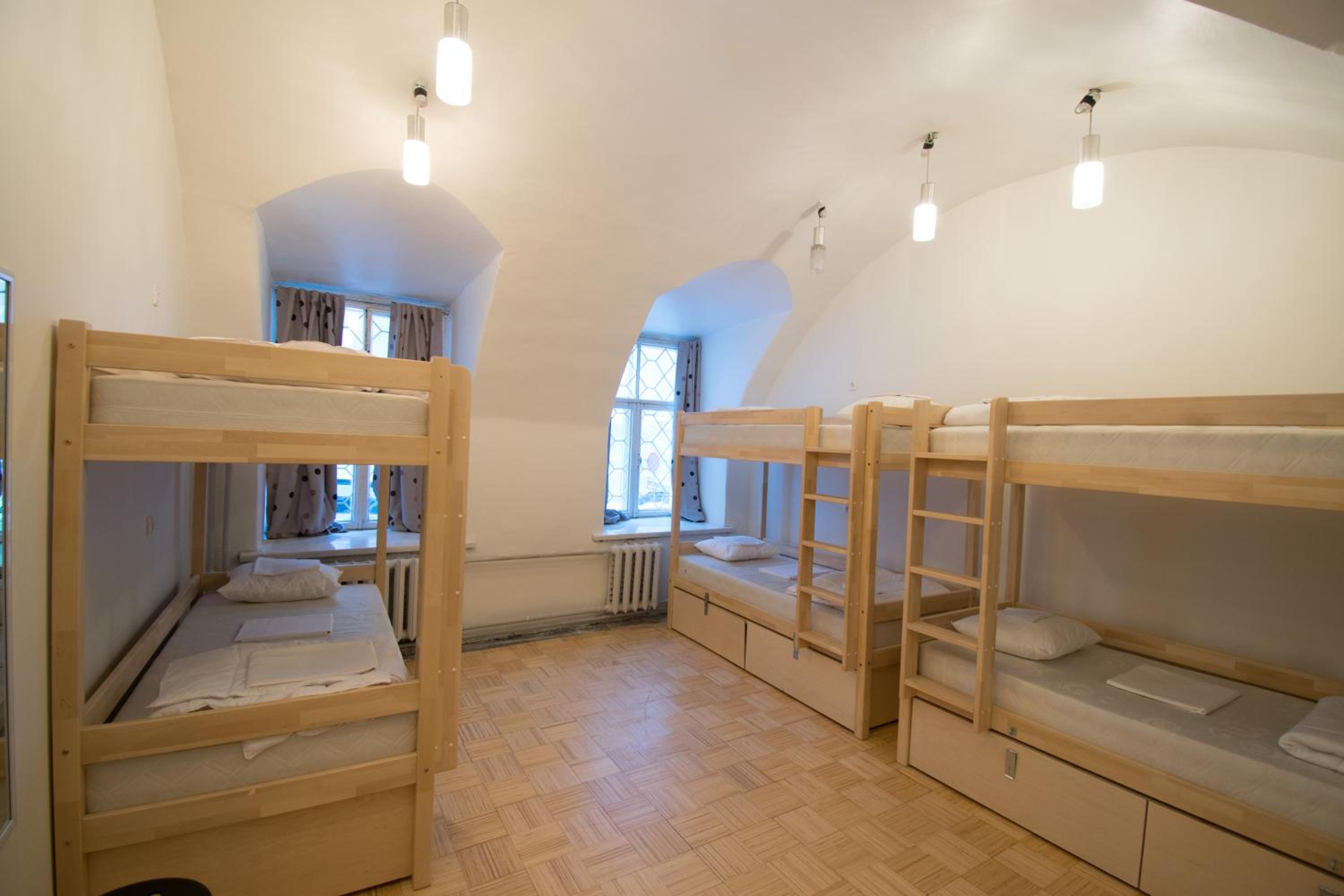 Bed in 6-Bed Mixed Dormitory Room photo 3