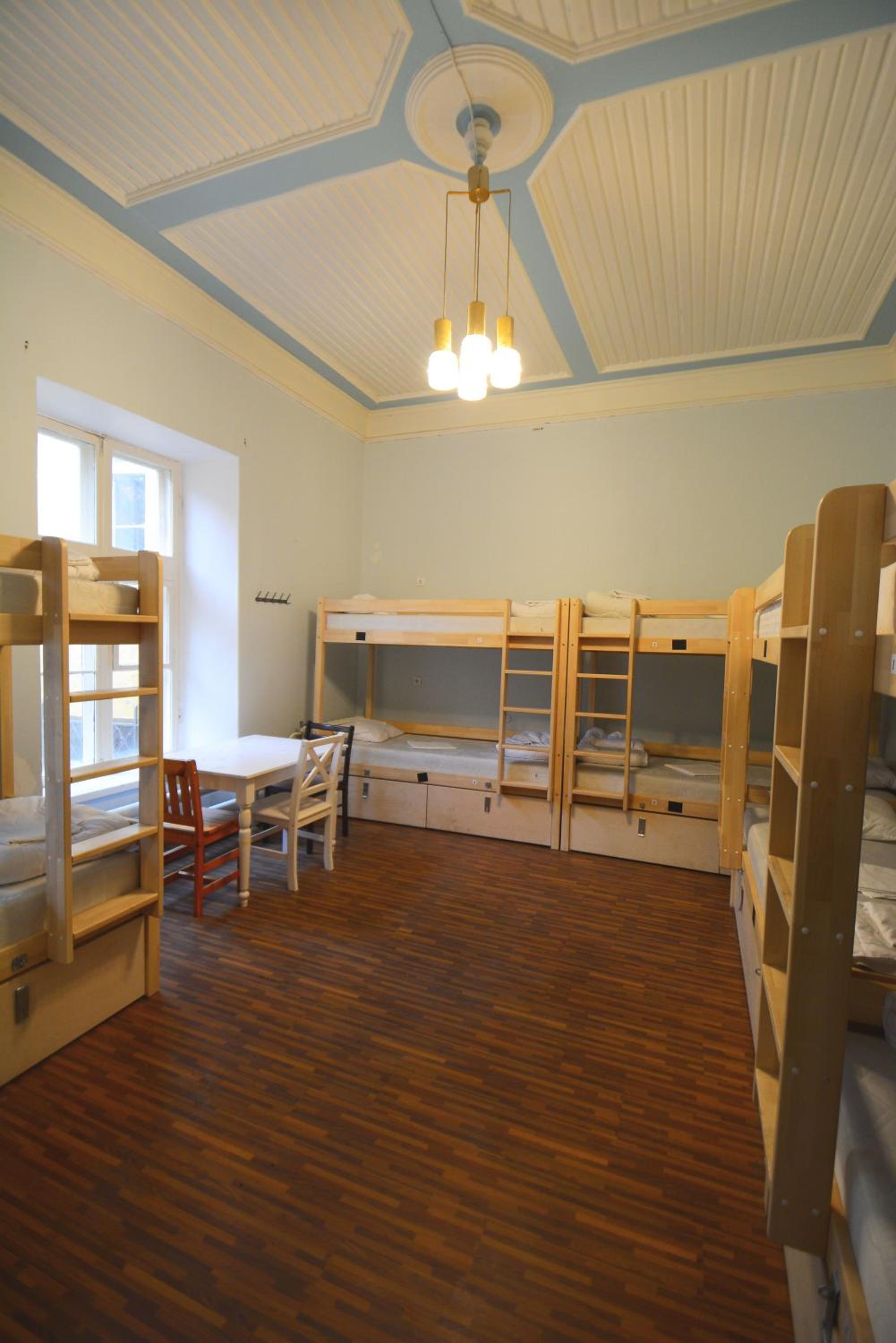 10-Bed Private Room photo 1