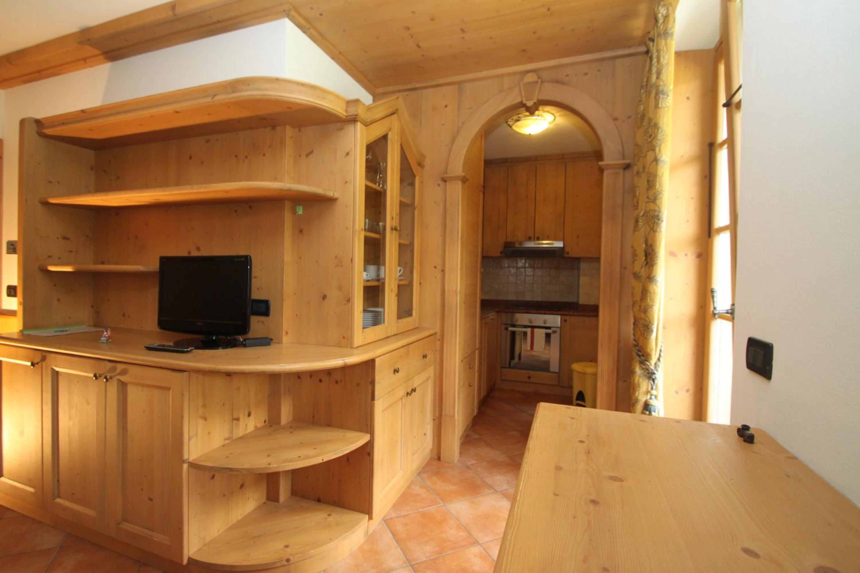 Two-Bedroom Apartment (6 Adults) photo 2