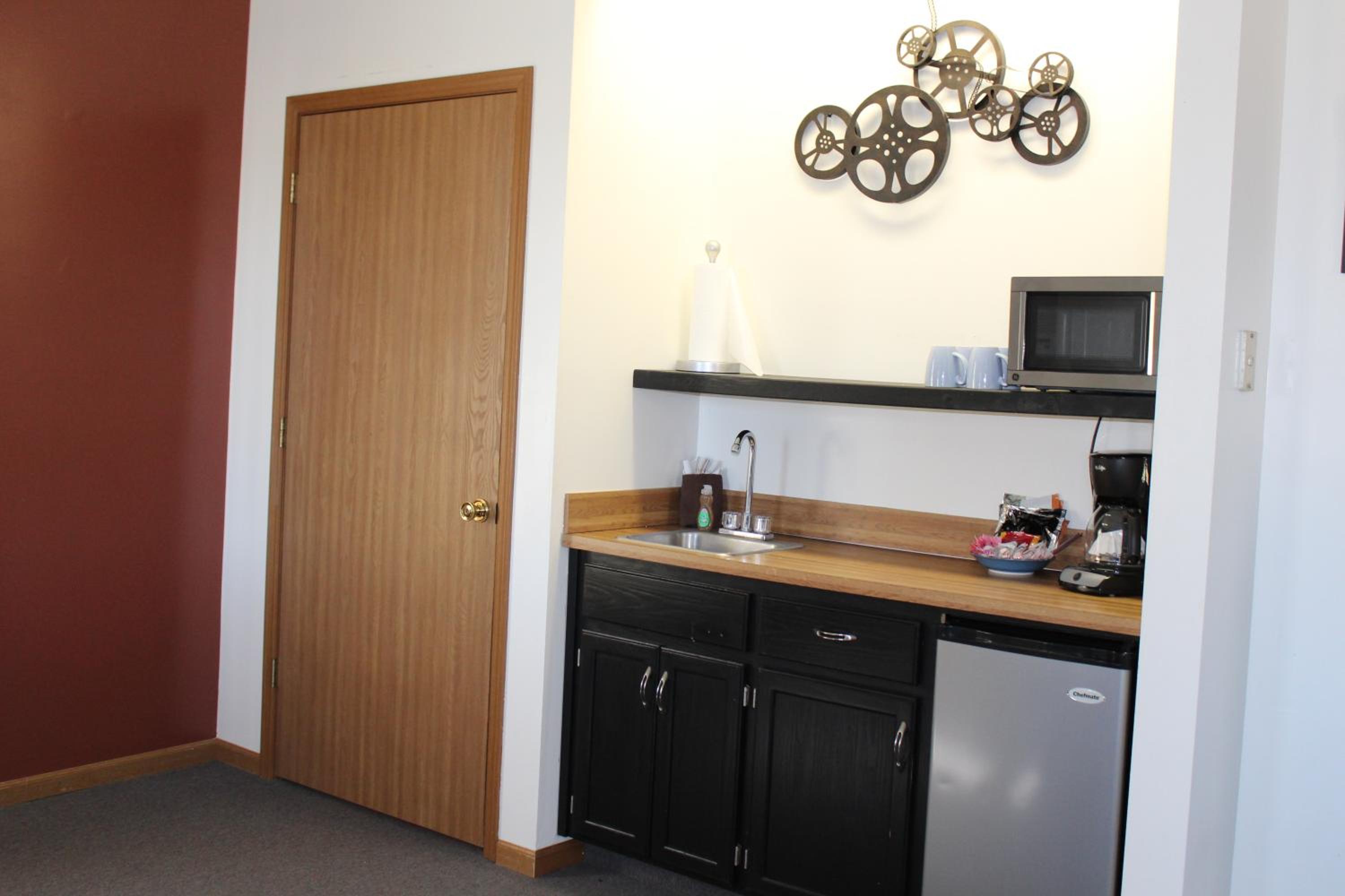 Deluxe Junior Suite photo 3