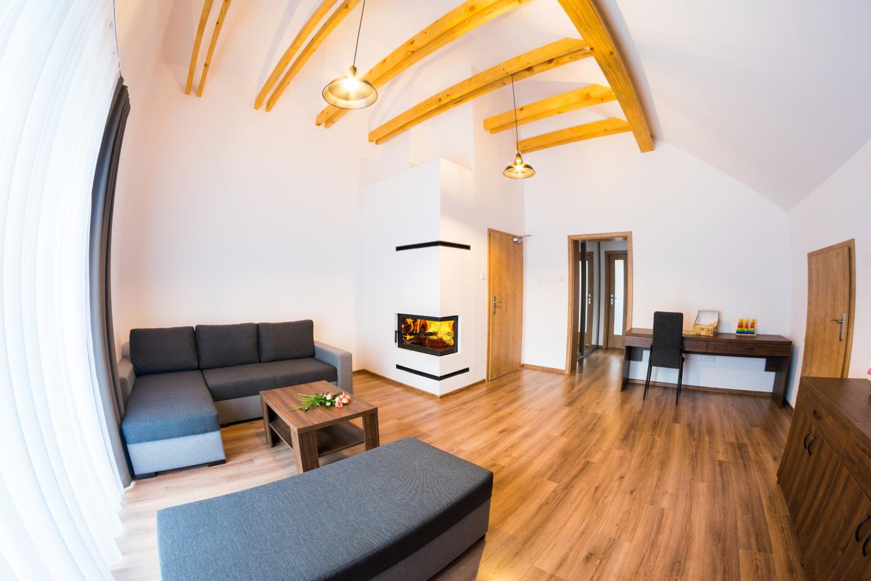 Family Room with Mountain View photo 1
