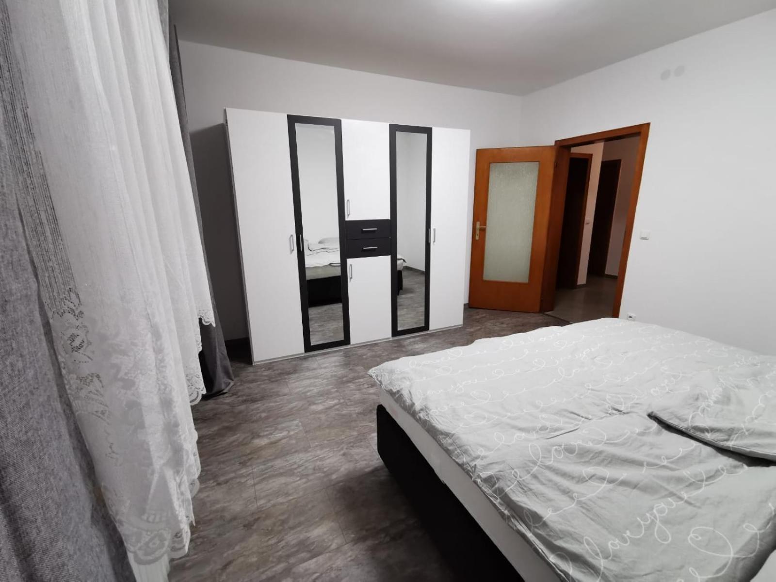 Two-Bedroom Apartment - Photo 24