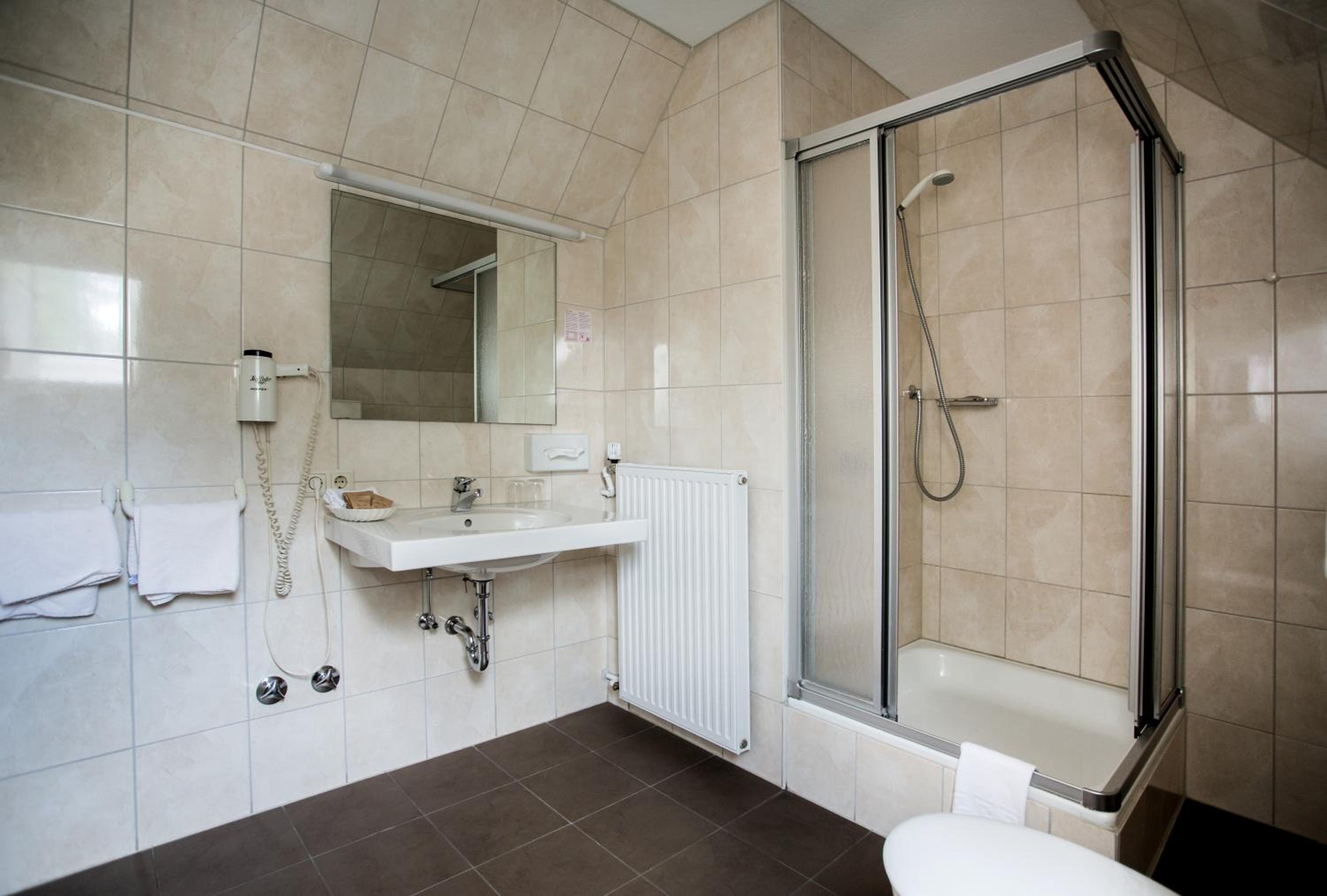 Double Room - Photo 3