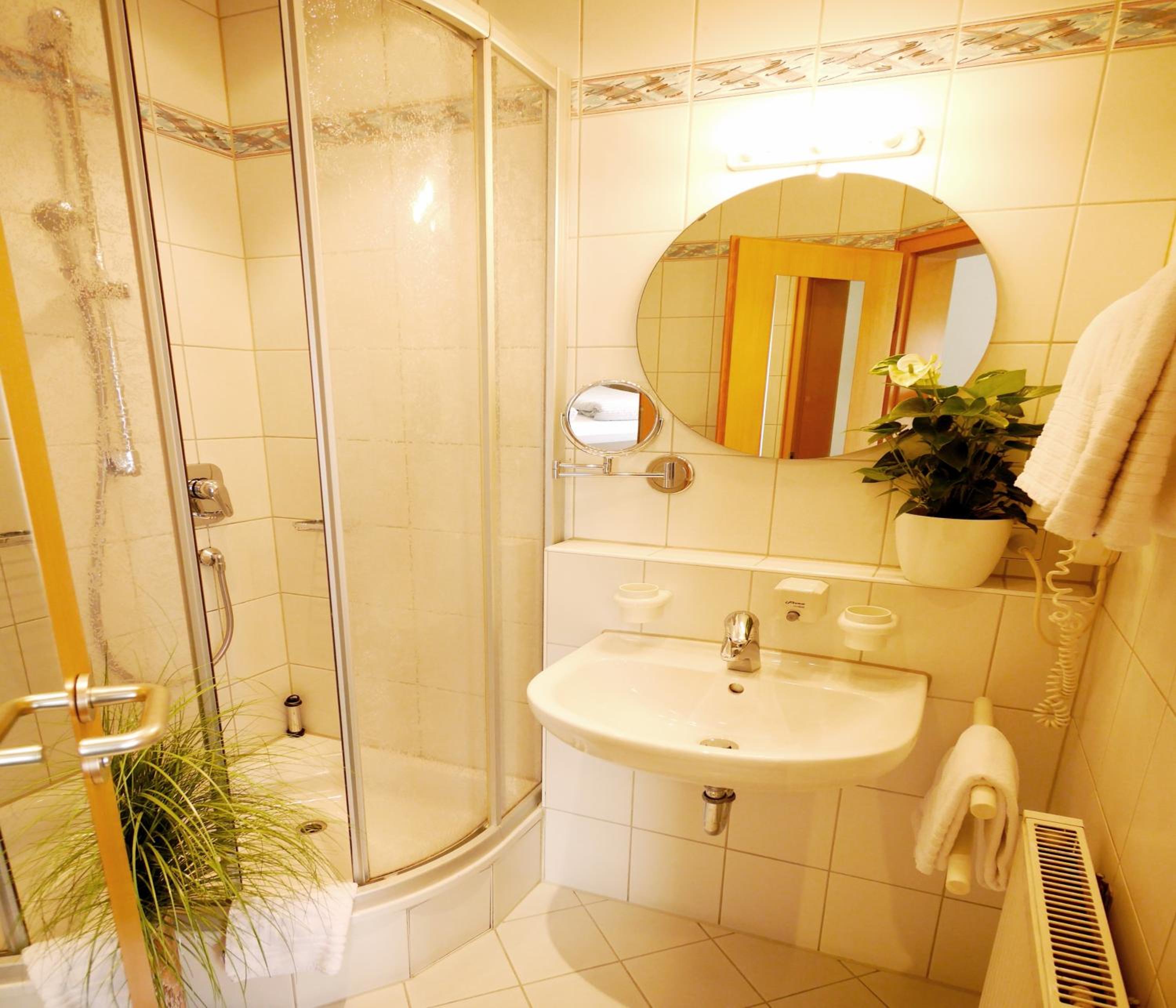 Business Double Room - Photo 4