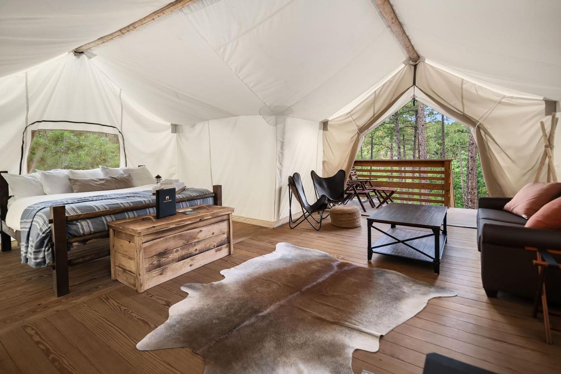 Suite Tent with Private Bathroom photo 3