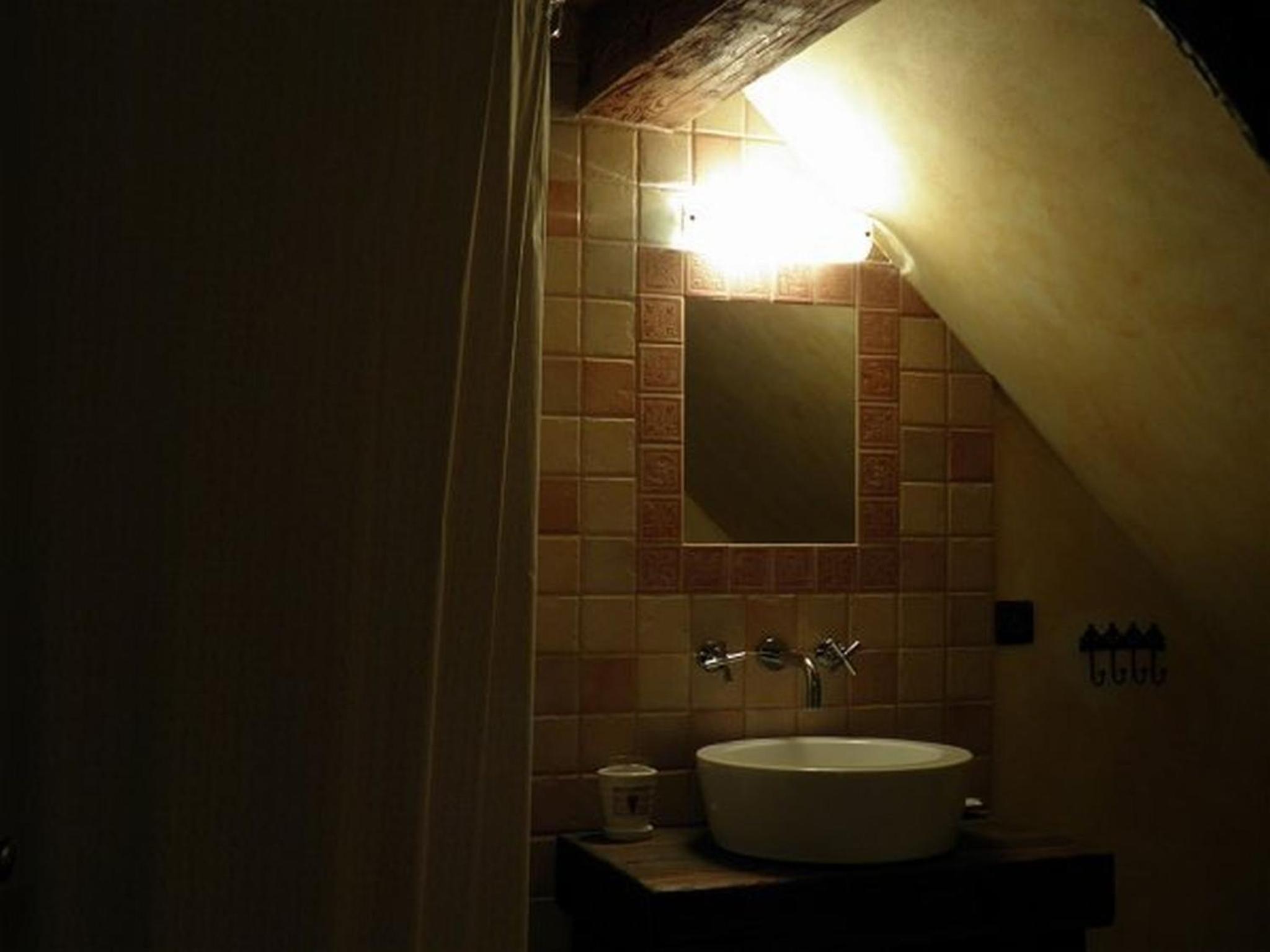 Single Room with Shower photo 3