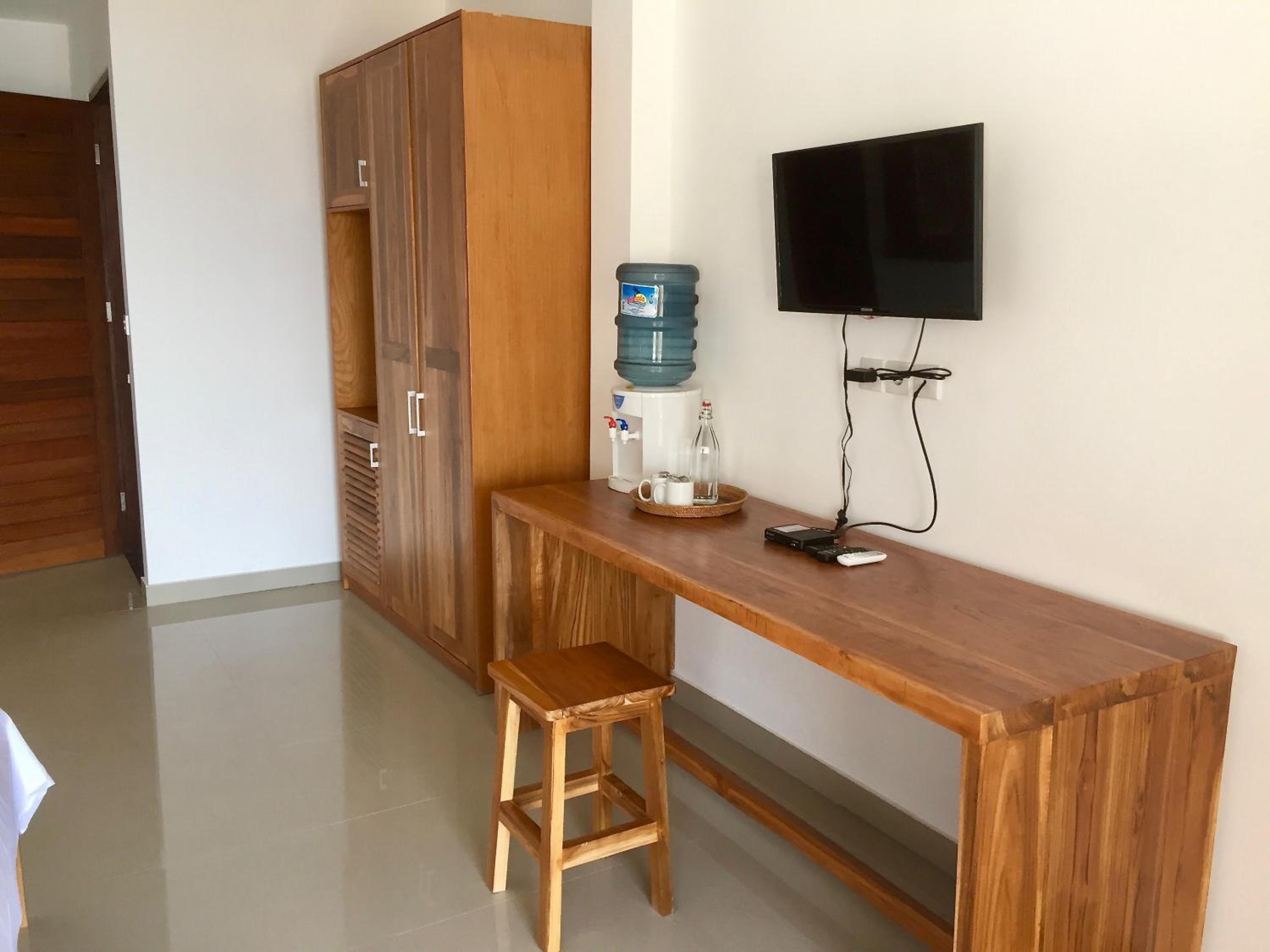 Deluxe Double Room with Balcony and Sea View photo 3
