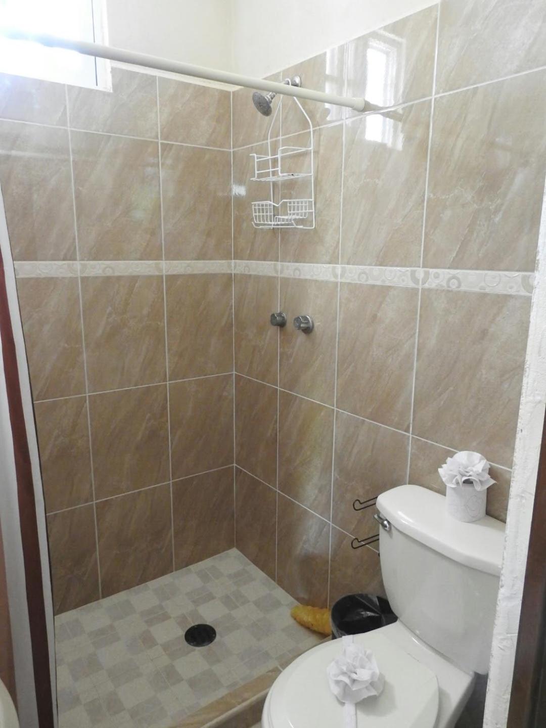 Triple Room with Balcony - Photo 8