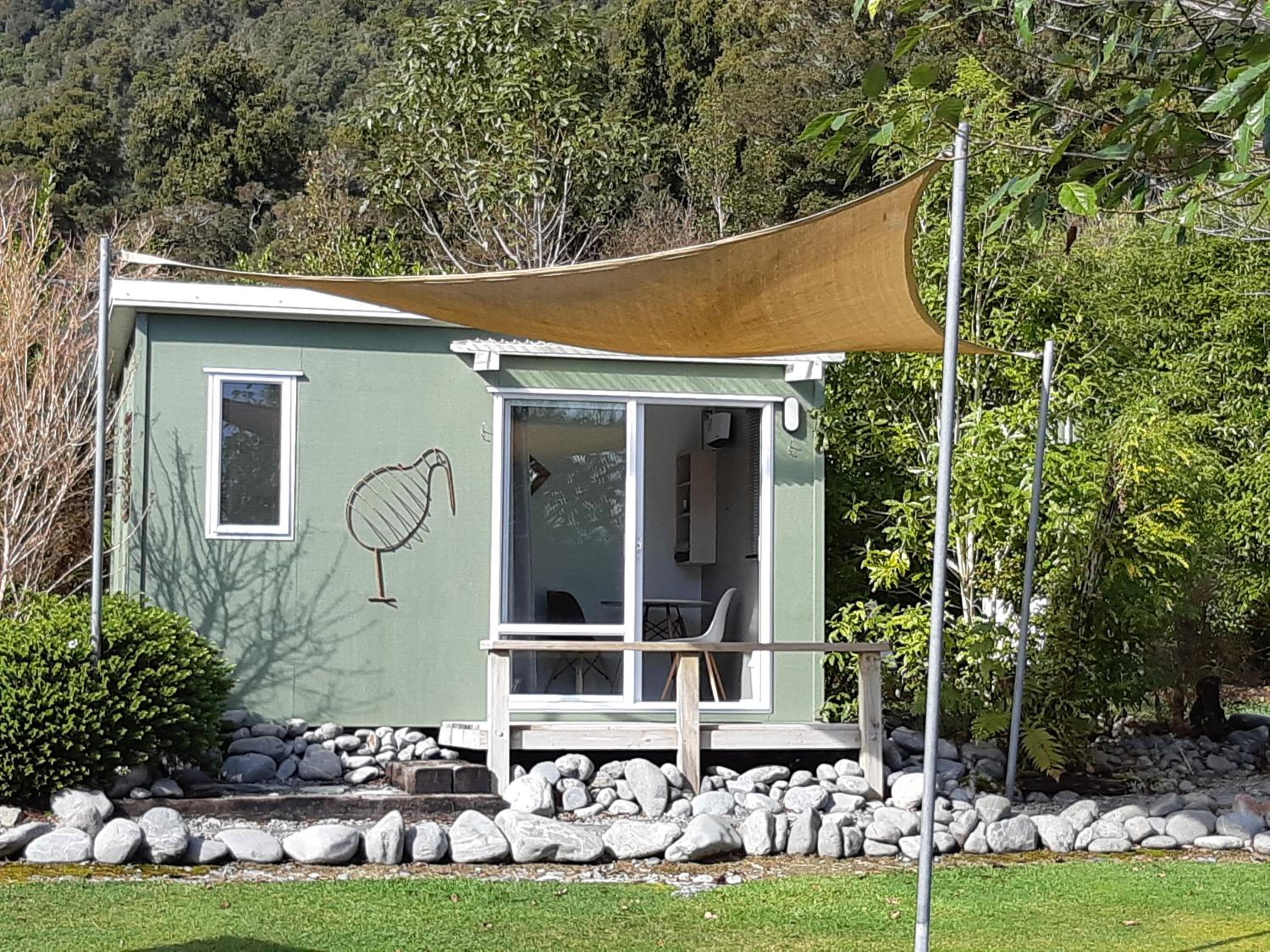 Double Room with Mountain View - Photo 9