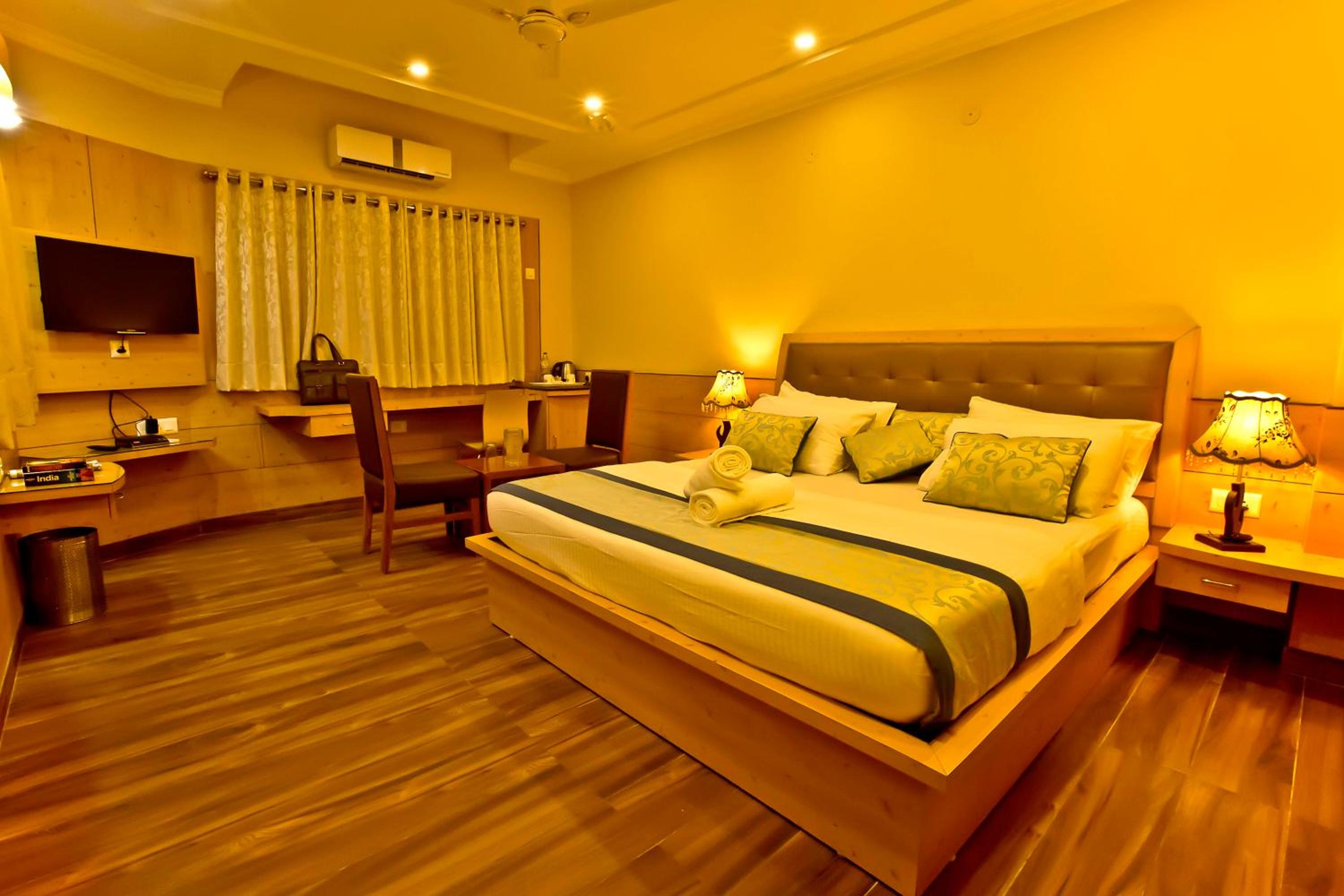 Double Room with Mountain View - Photo 7