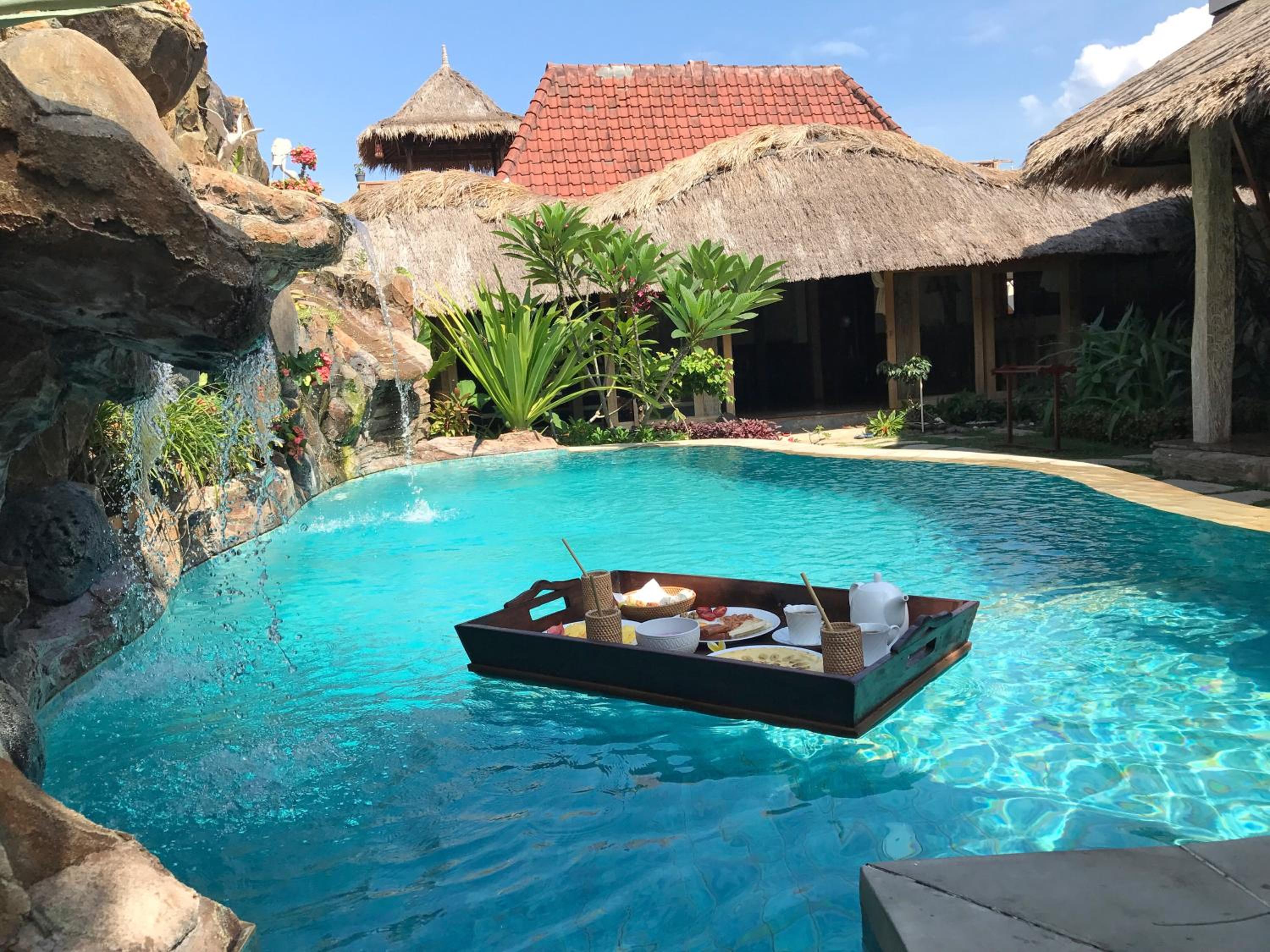 Villa with Private Pool - Photo 13
