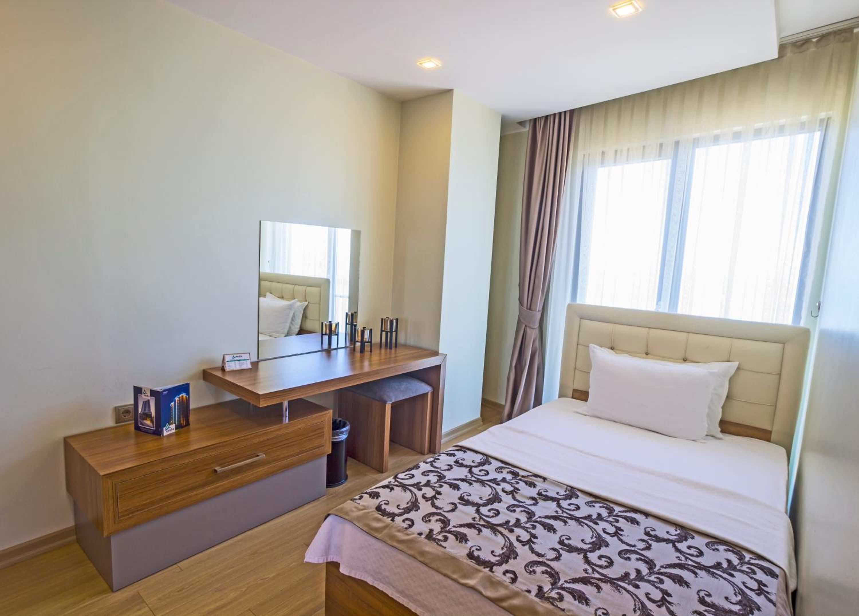 Triple Room with Sea View photo 2