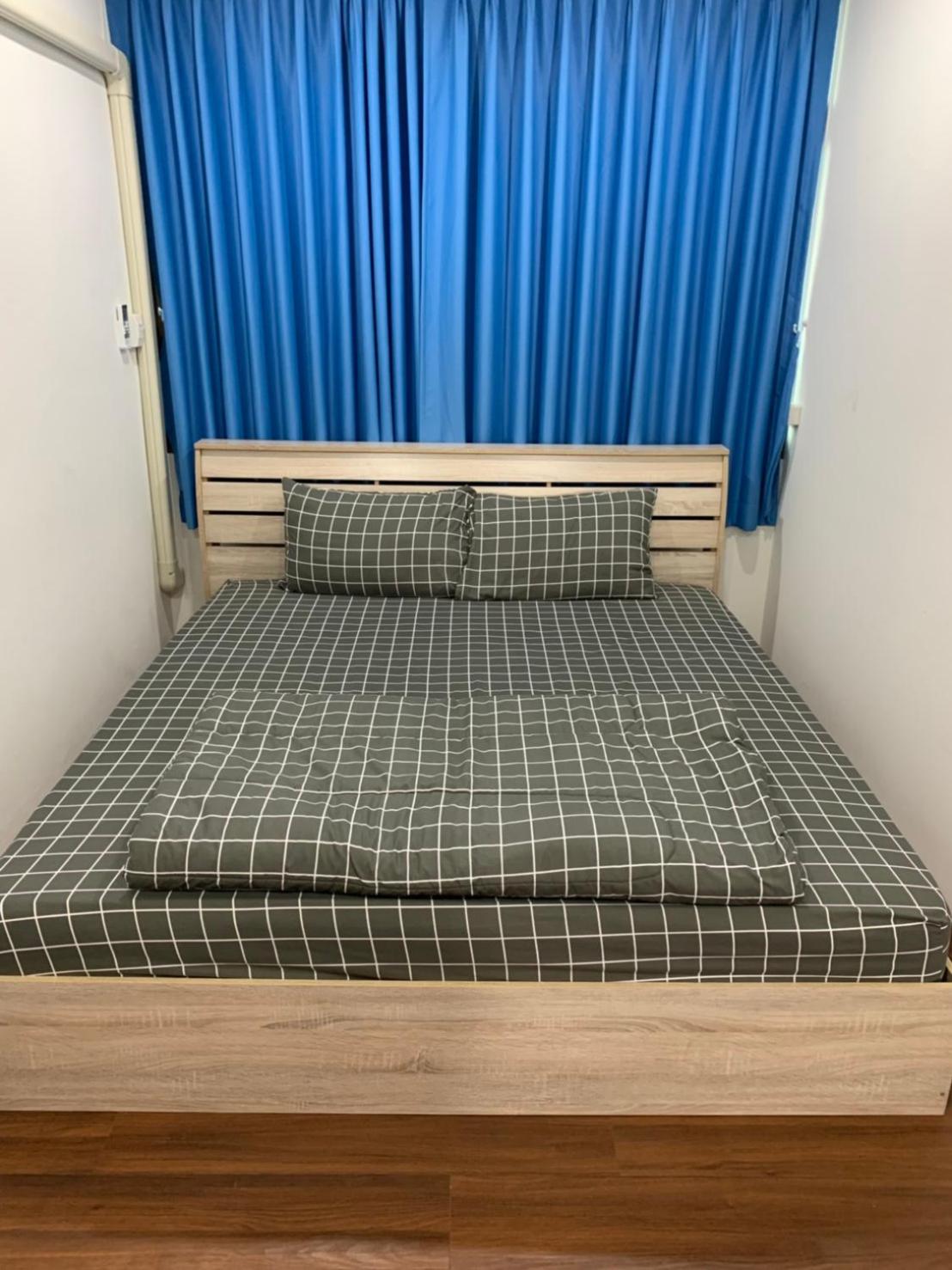 Standard Queen Room - Photo 16