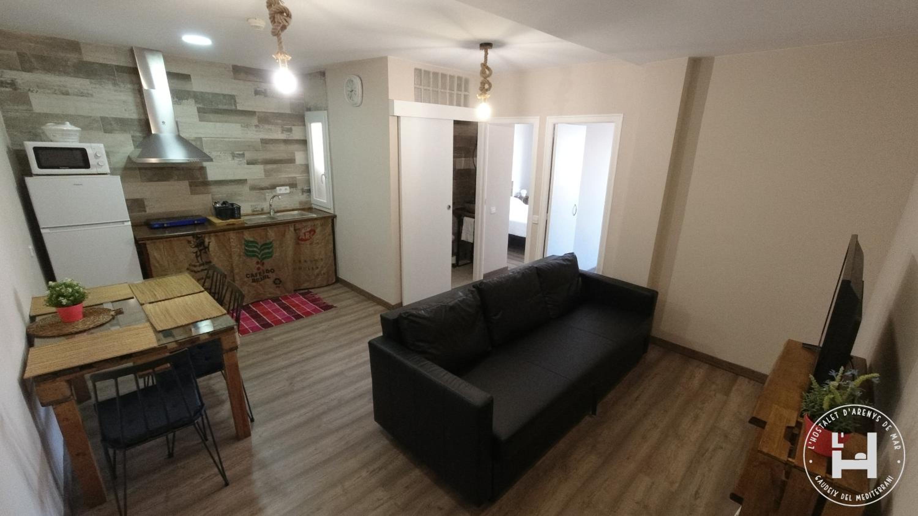 Apartment photo 2